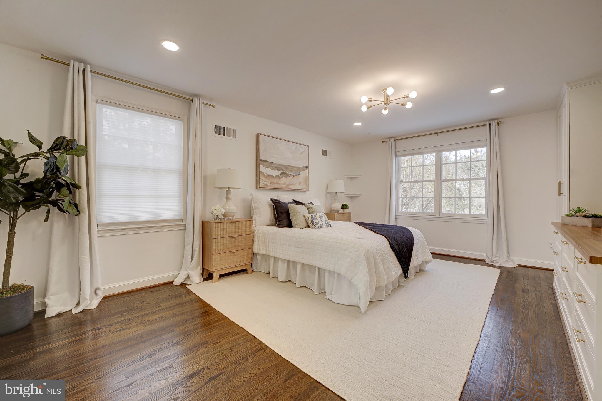 DARNESTOWN OUTSIDE - Residential