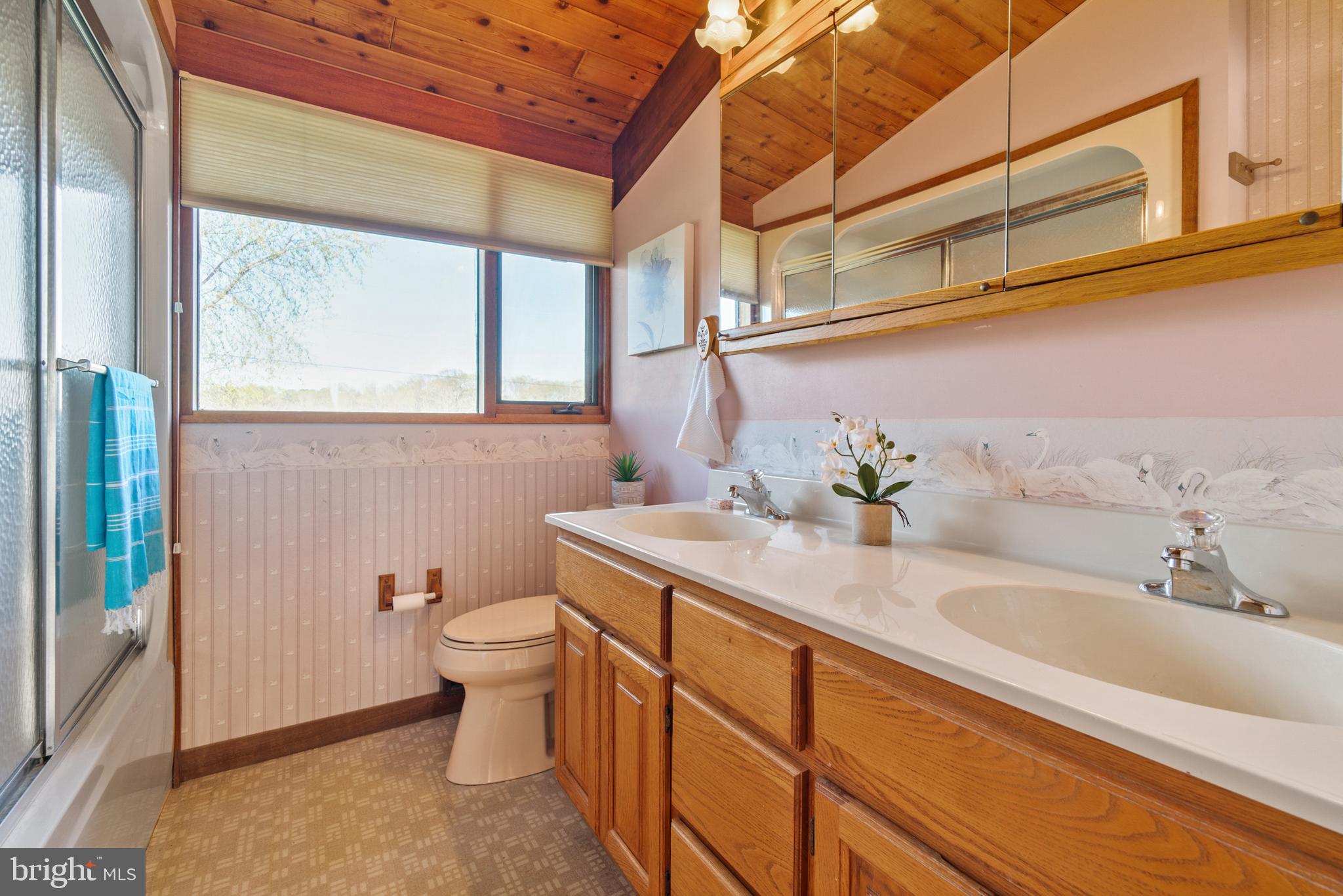 LANGFORD BAY ESTATES - Residential