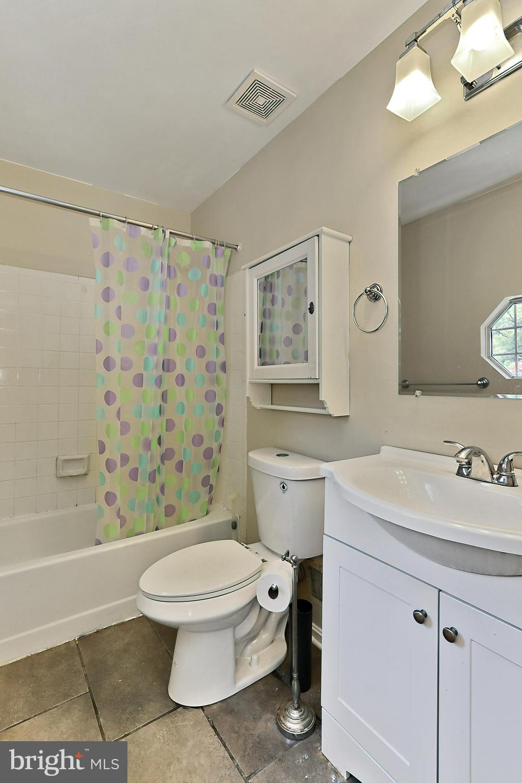 HILLSDALE - Residential Lease