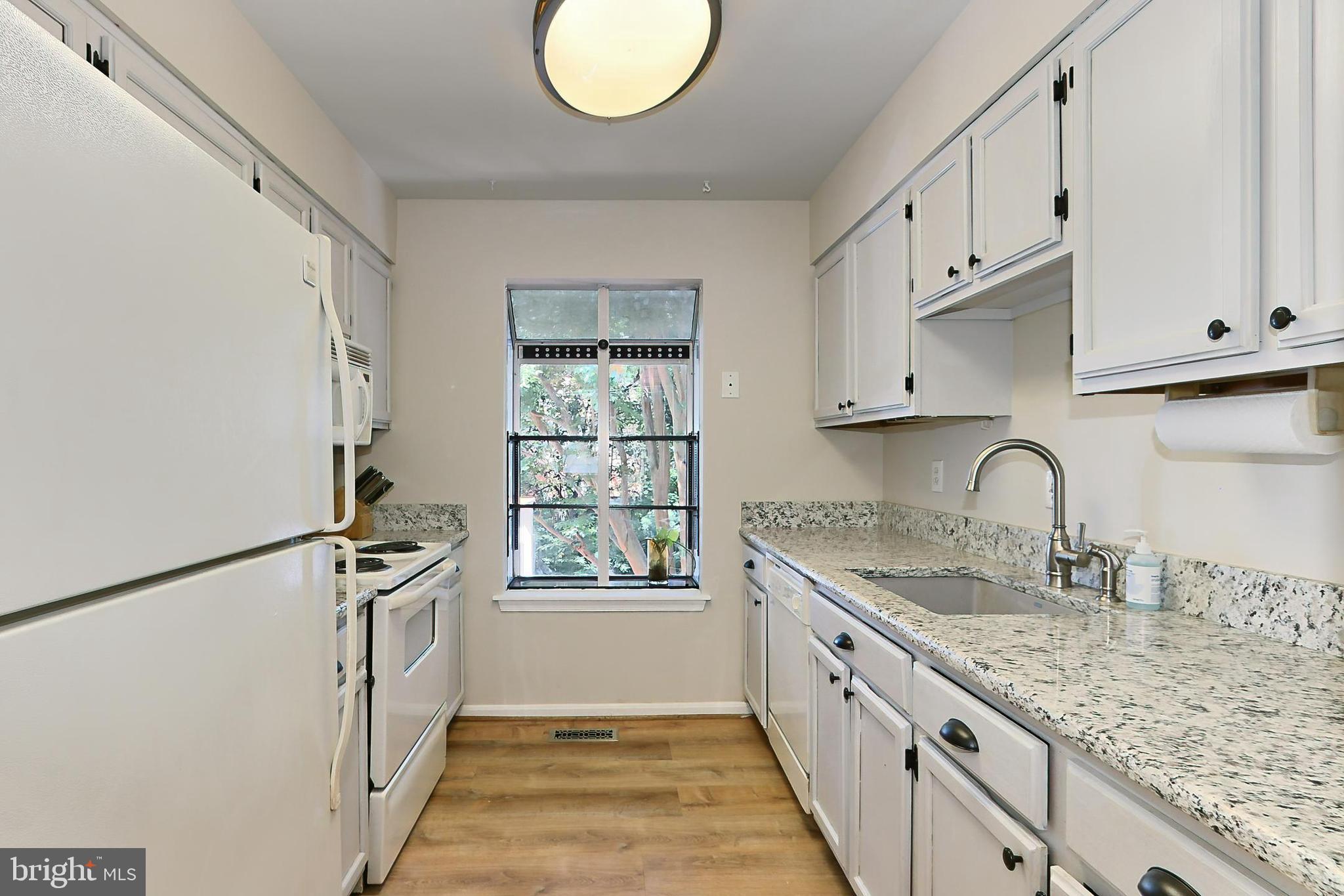 HILLSDALE - Residential Lease