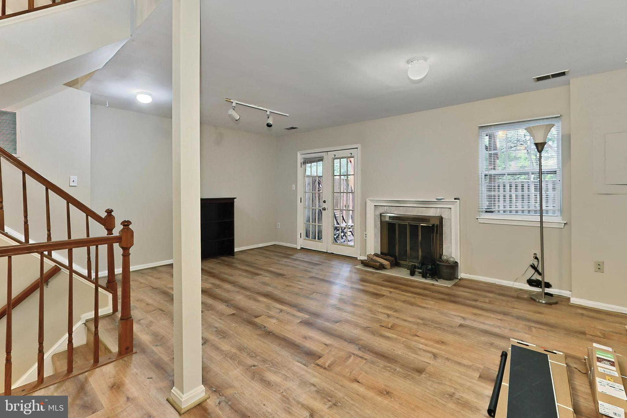 HILLSDALE - Residential Lease