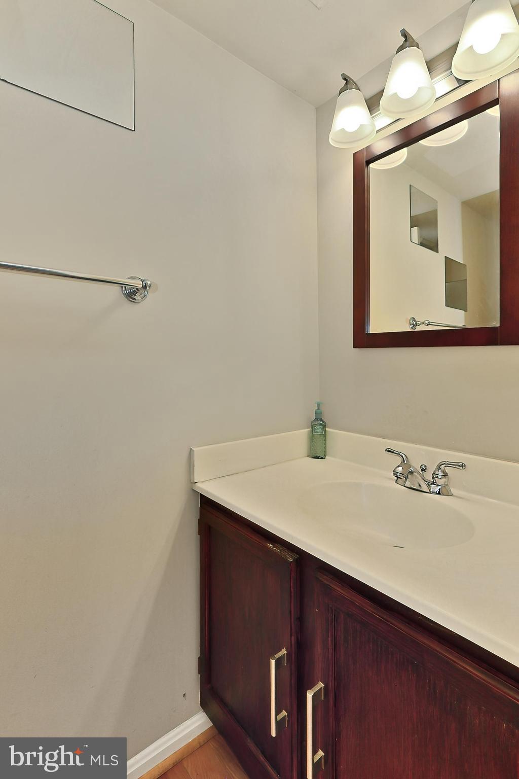 HILLSDALE - Residential Lease