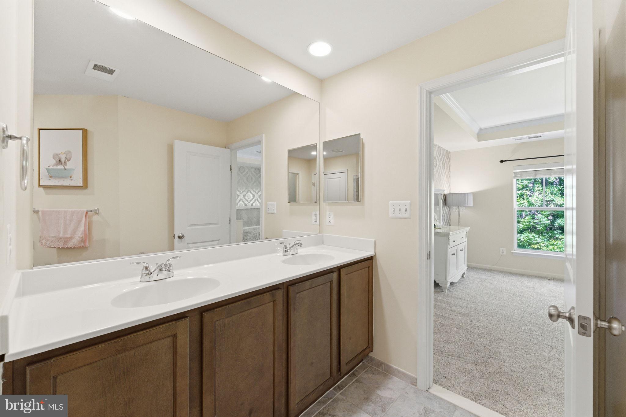 PEMBROOKE - Residential