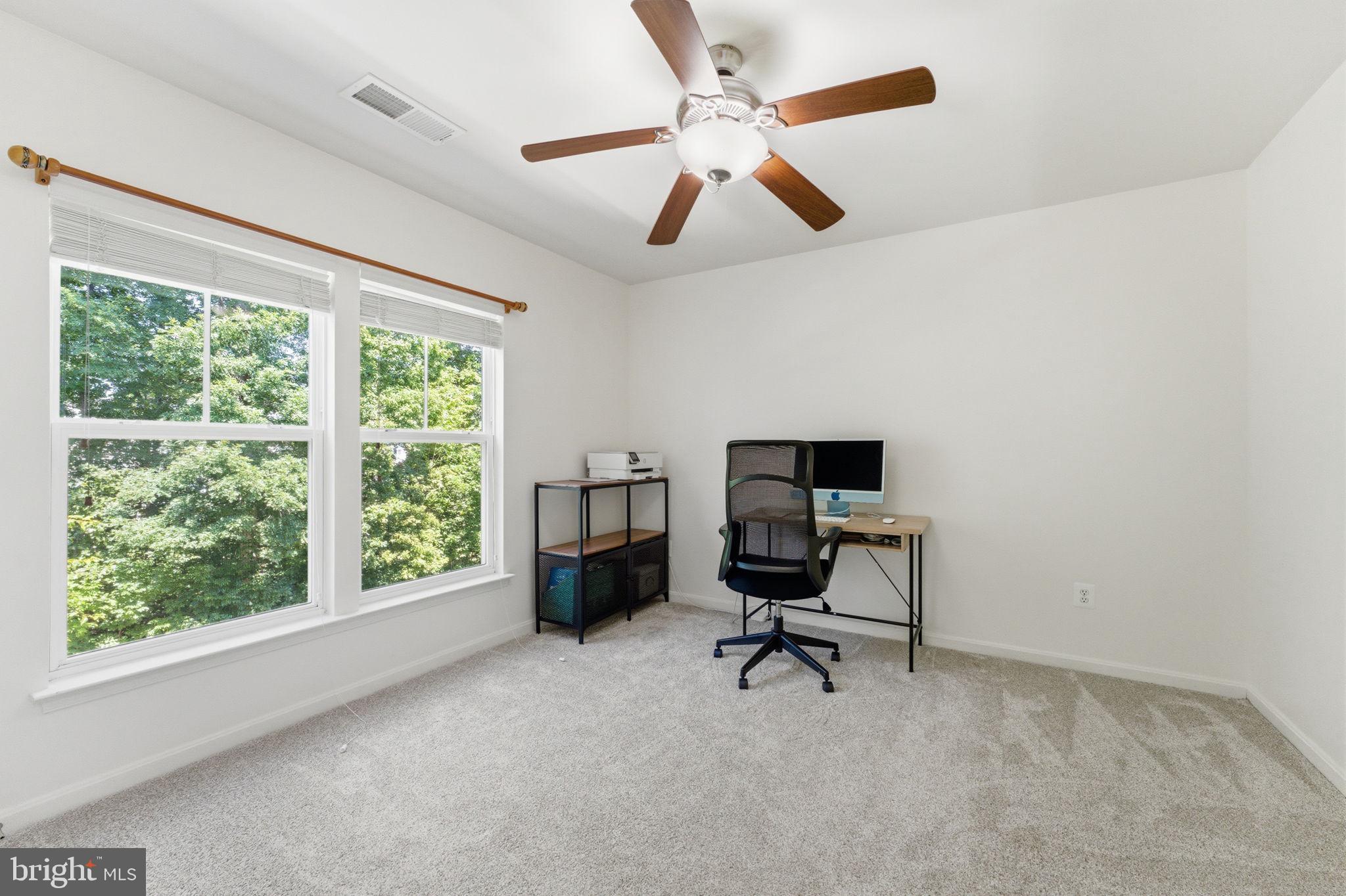 PEMBROOKE - Residential