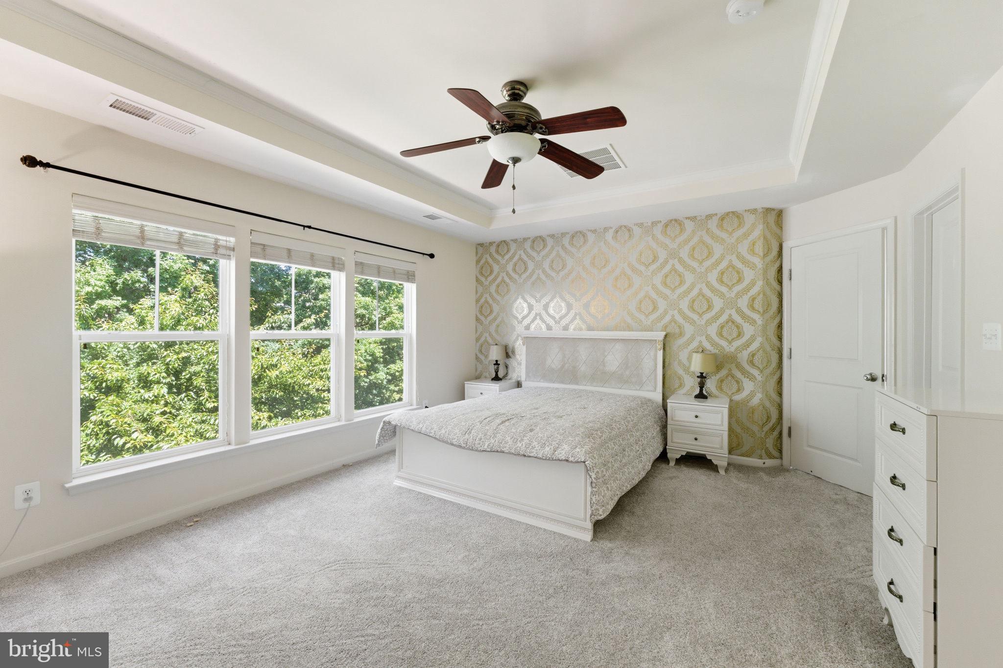 PEMBROOKE - Residential