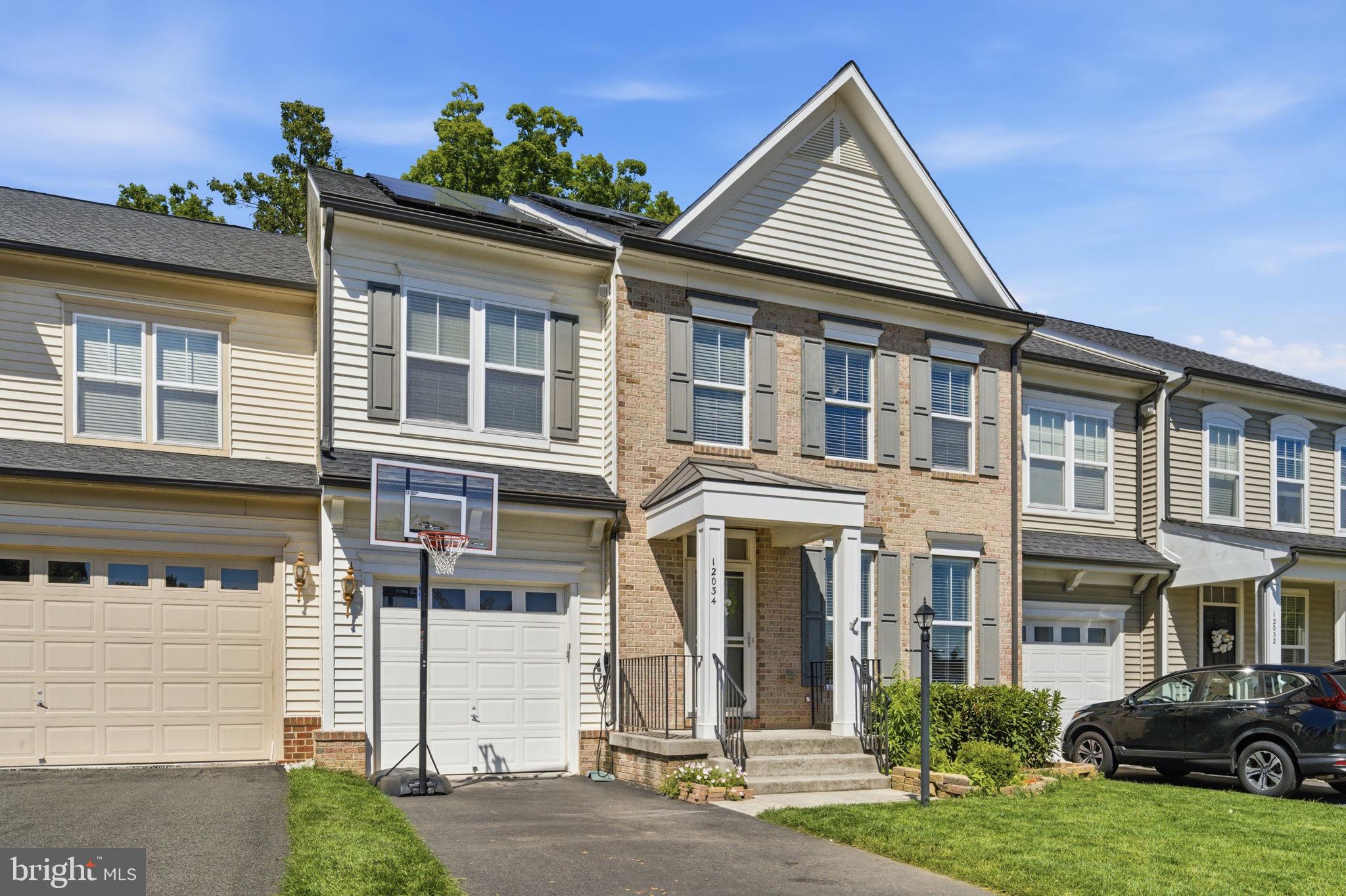 PEMBROOKE - Residential
