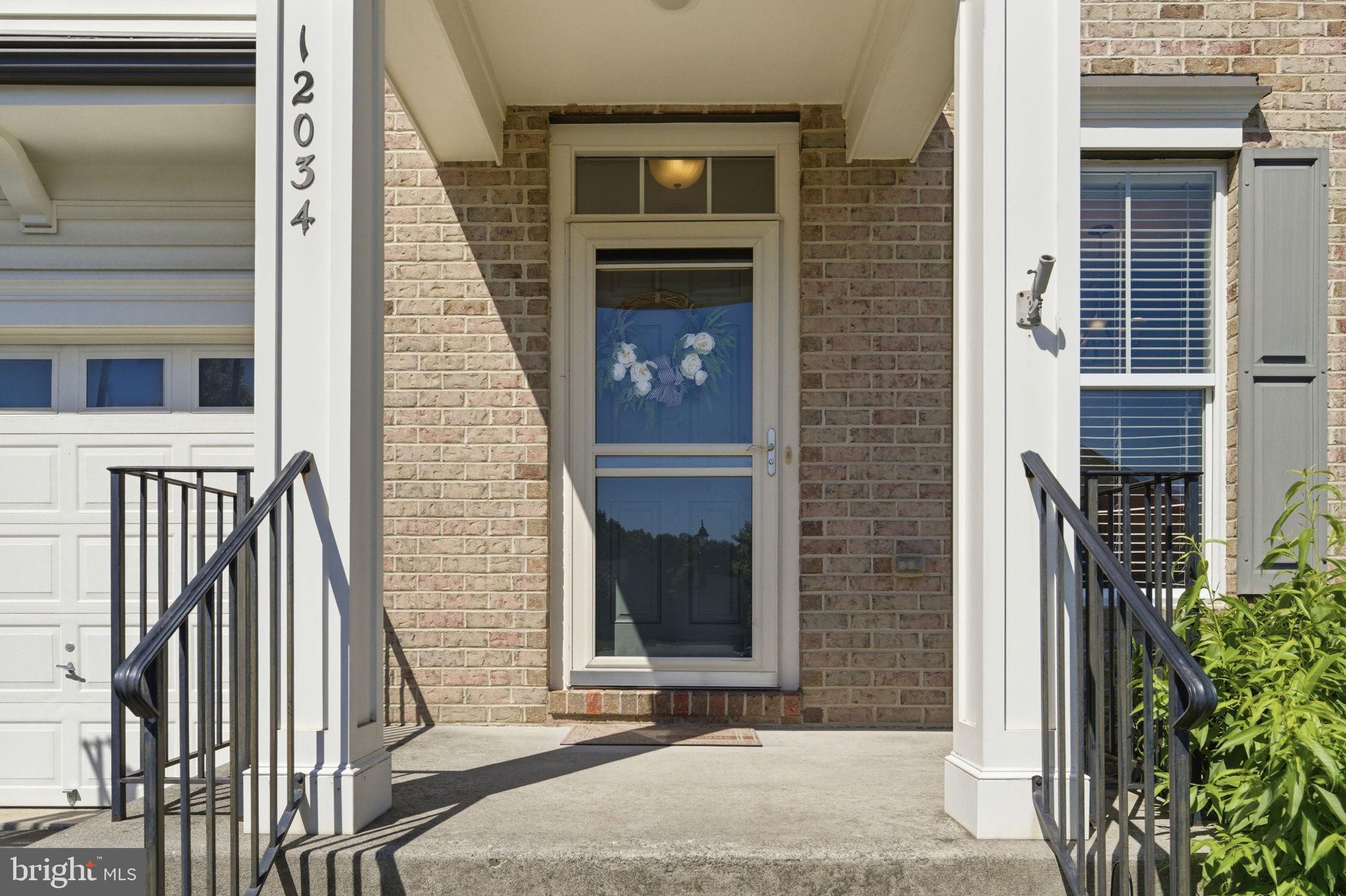 PEMBROOKE - Residential