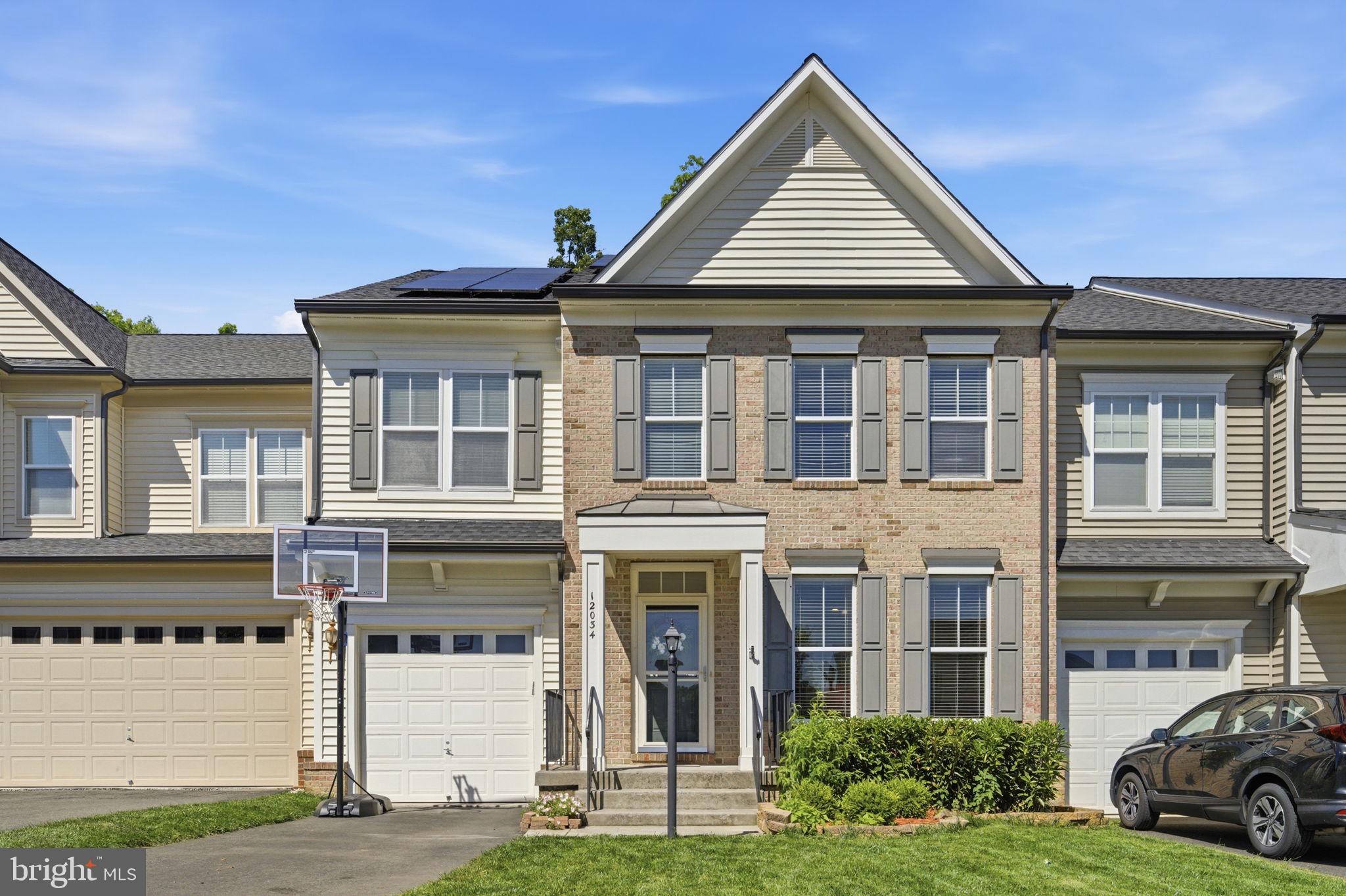 PEMBROOKE - Residential