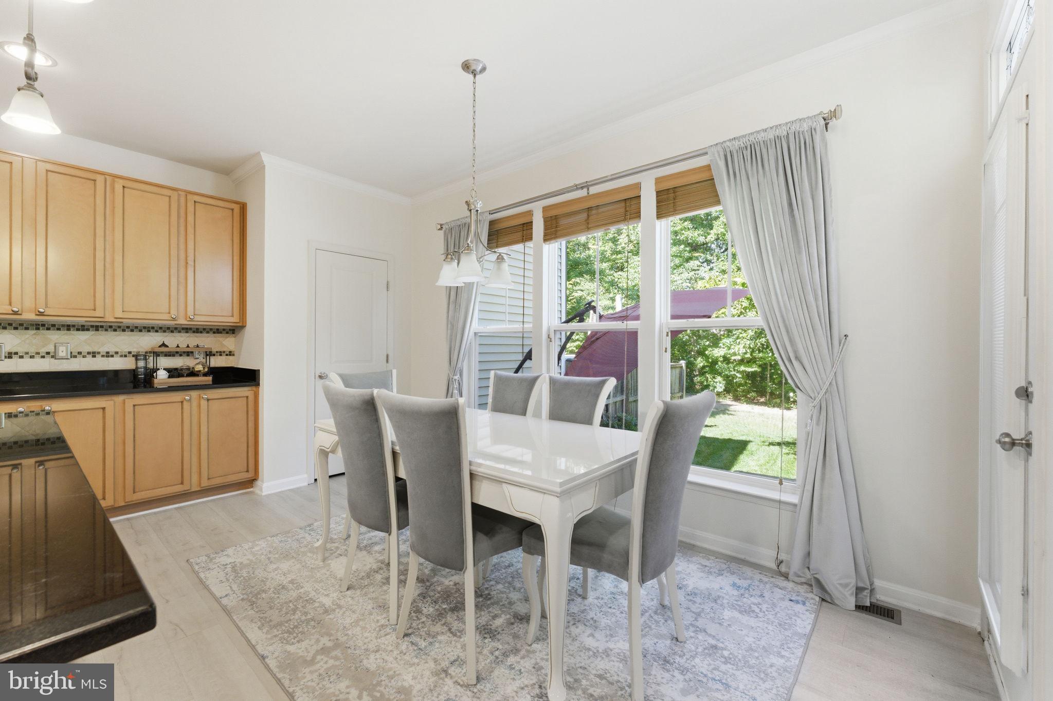 PEMBROOKE - Residential