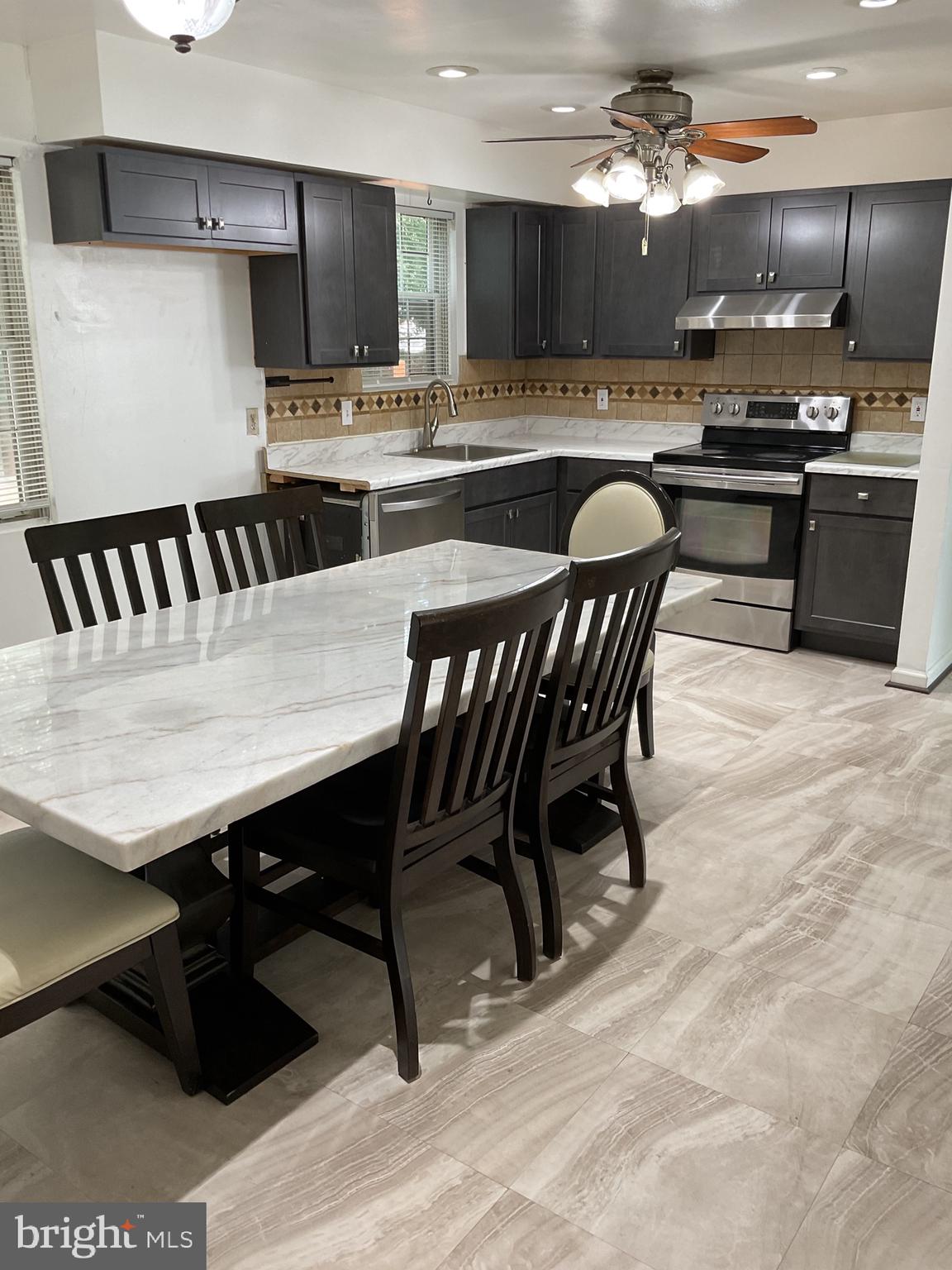 CHESTERFIELD - Residential Lease