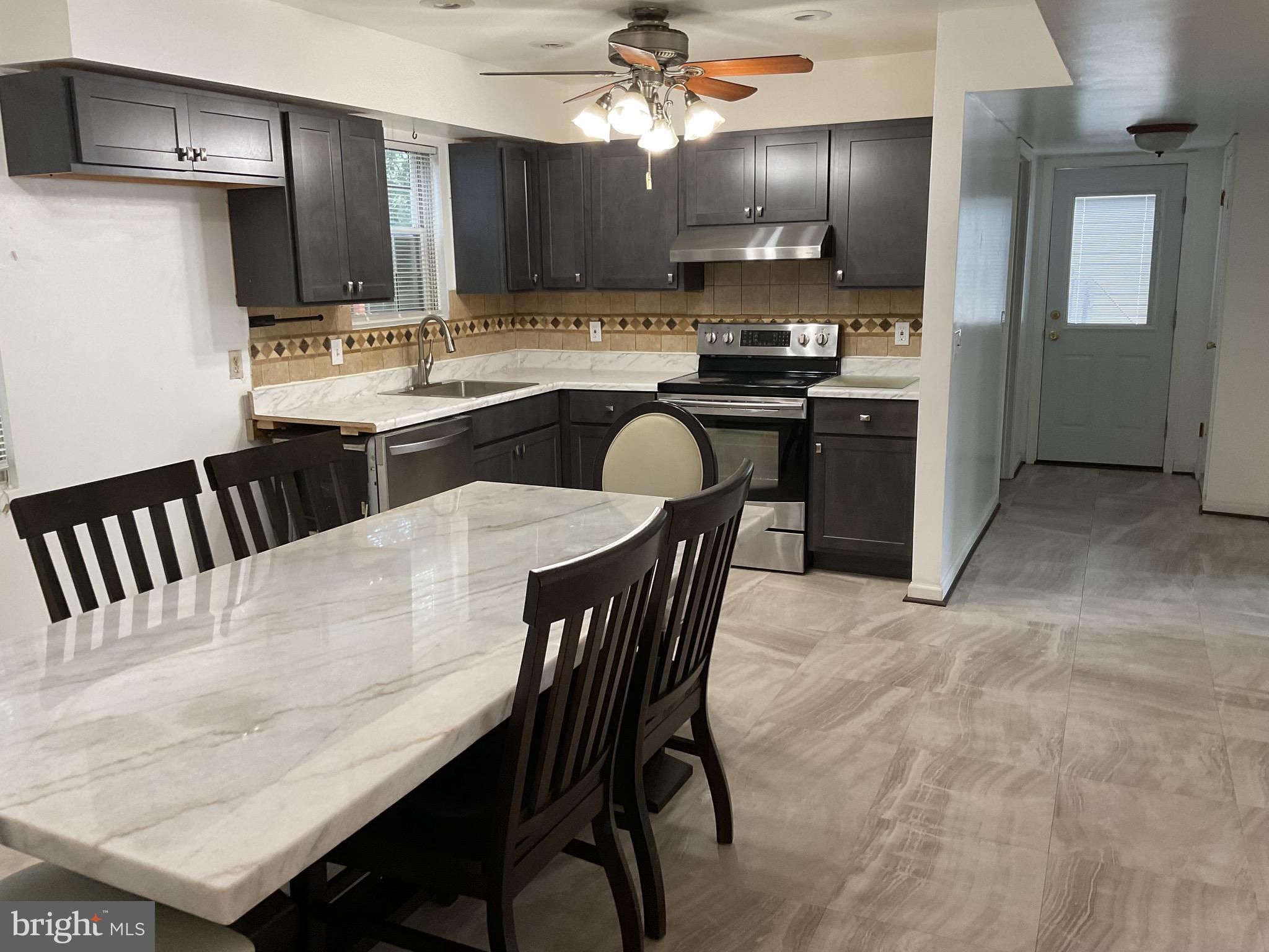 CHESTERFIELD - Residential Lease