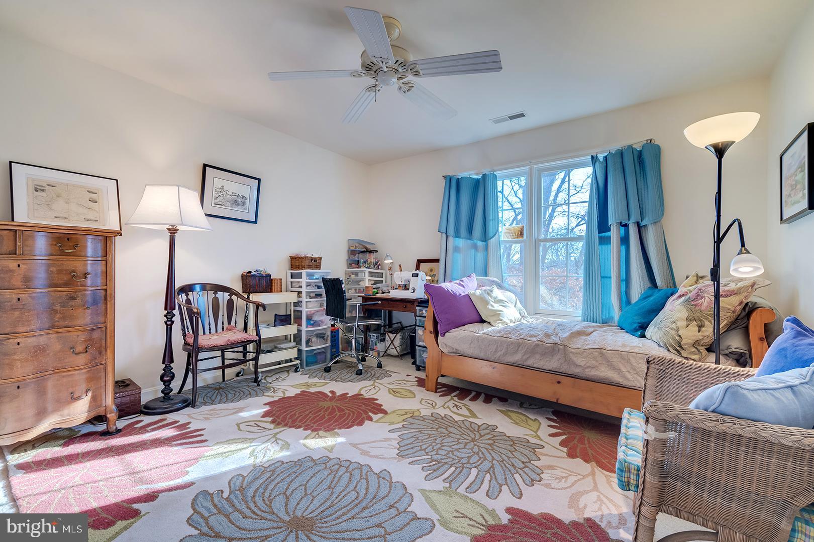 WAGAMONS WEST SHORES - Residential