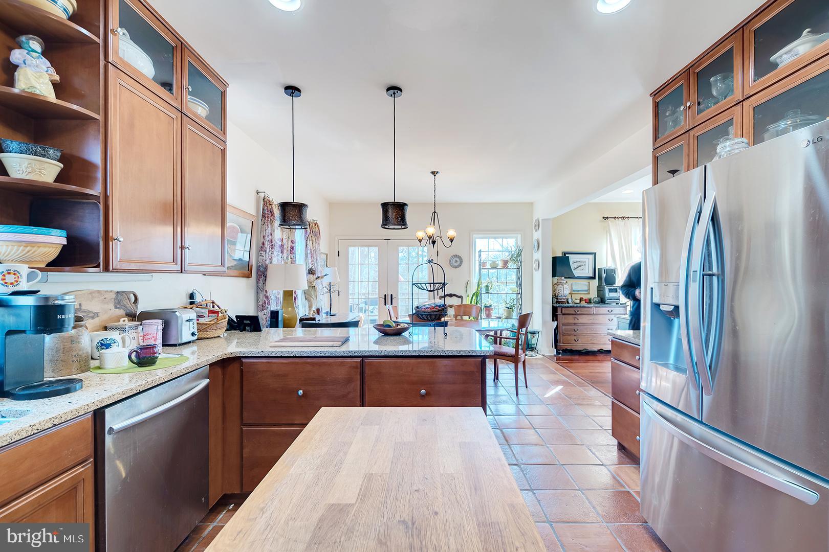 WAGAMONS WEST SHORES - Residential