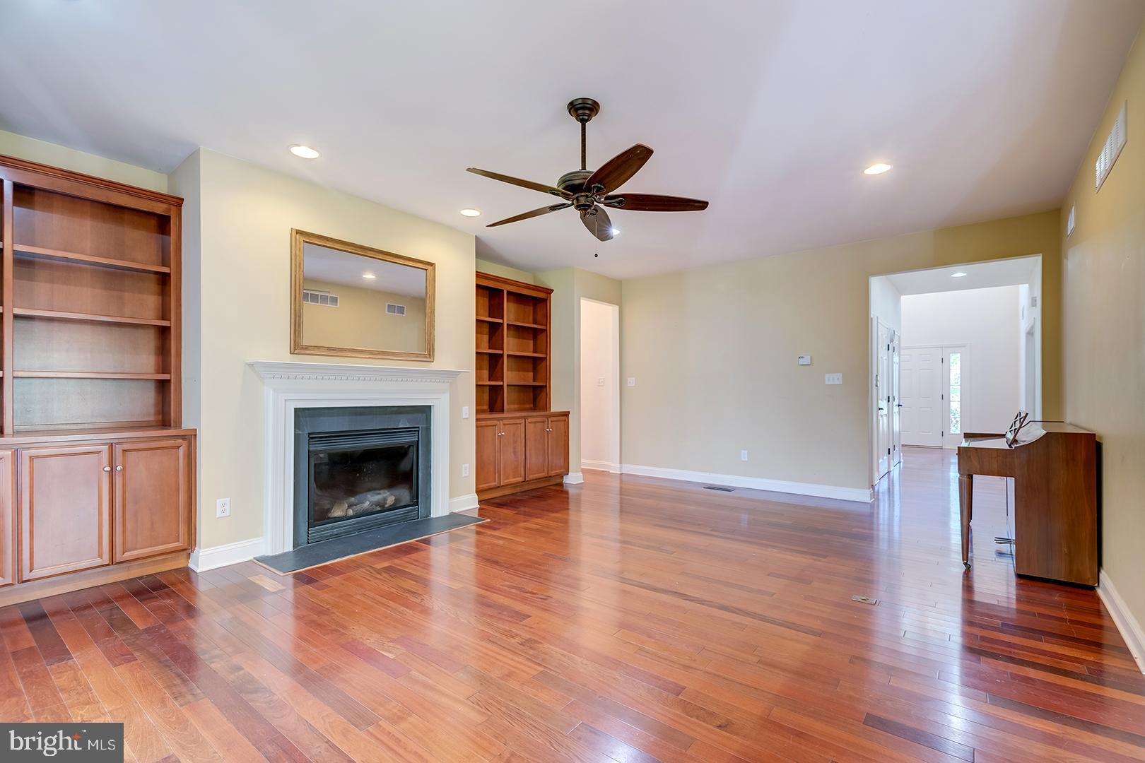 142 W SHORE DRIVE