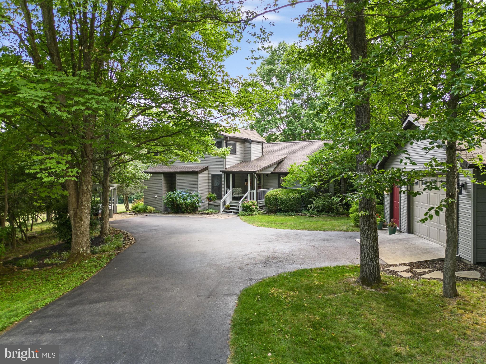 THE WOODS - Residential