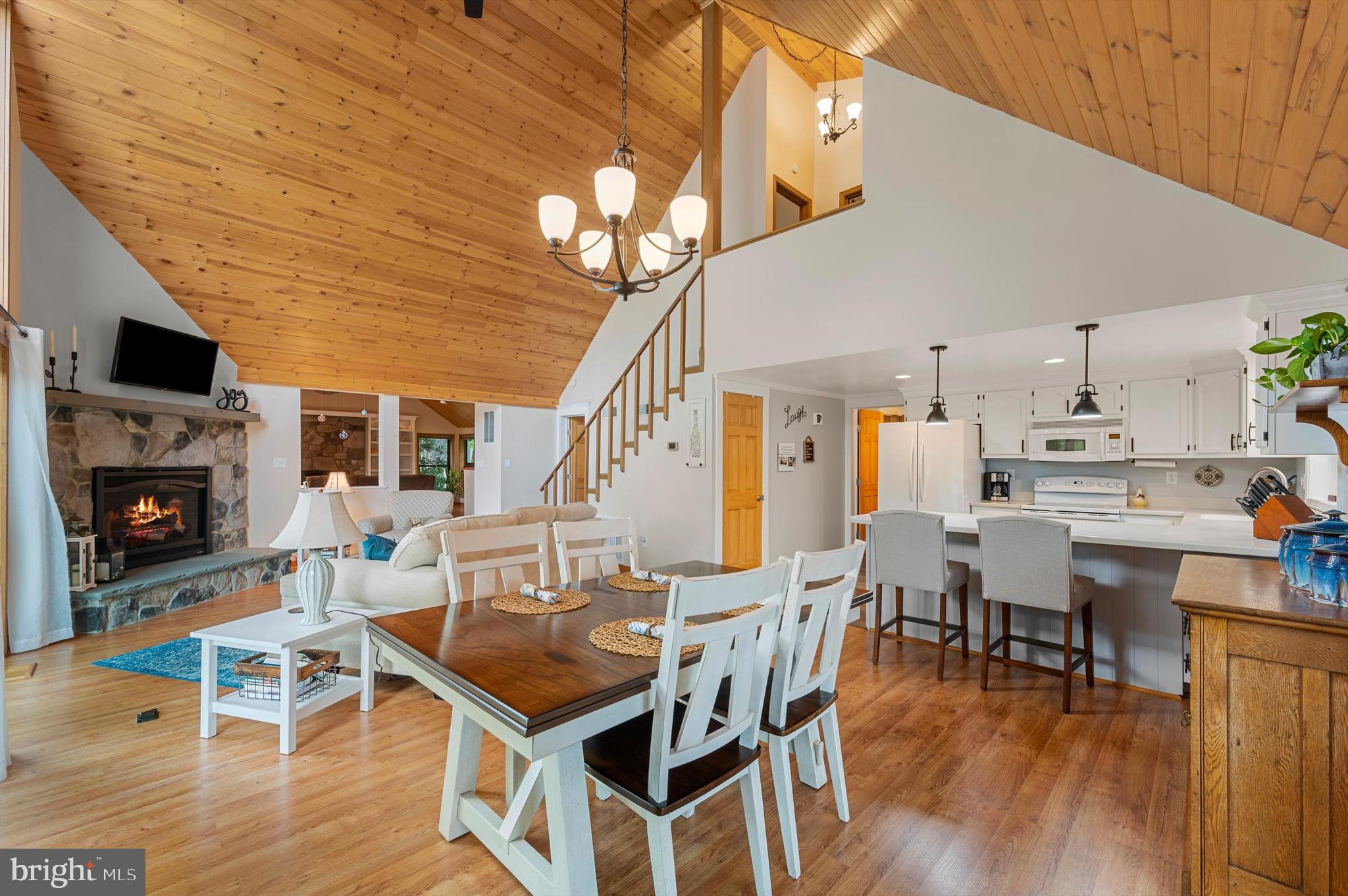 THE WOODS - Residential