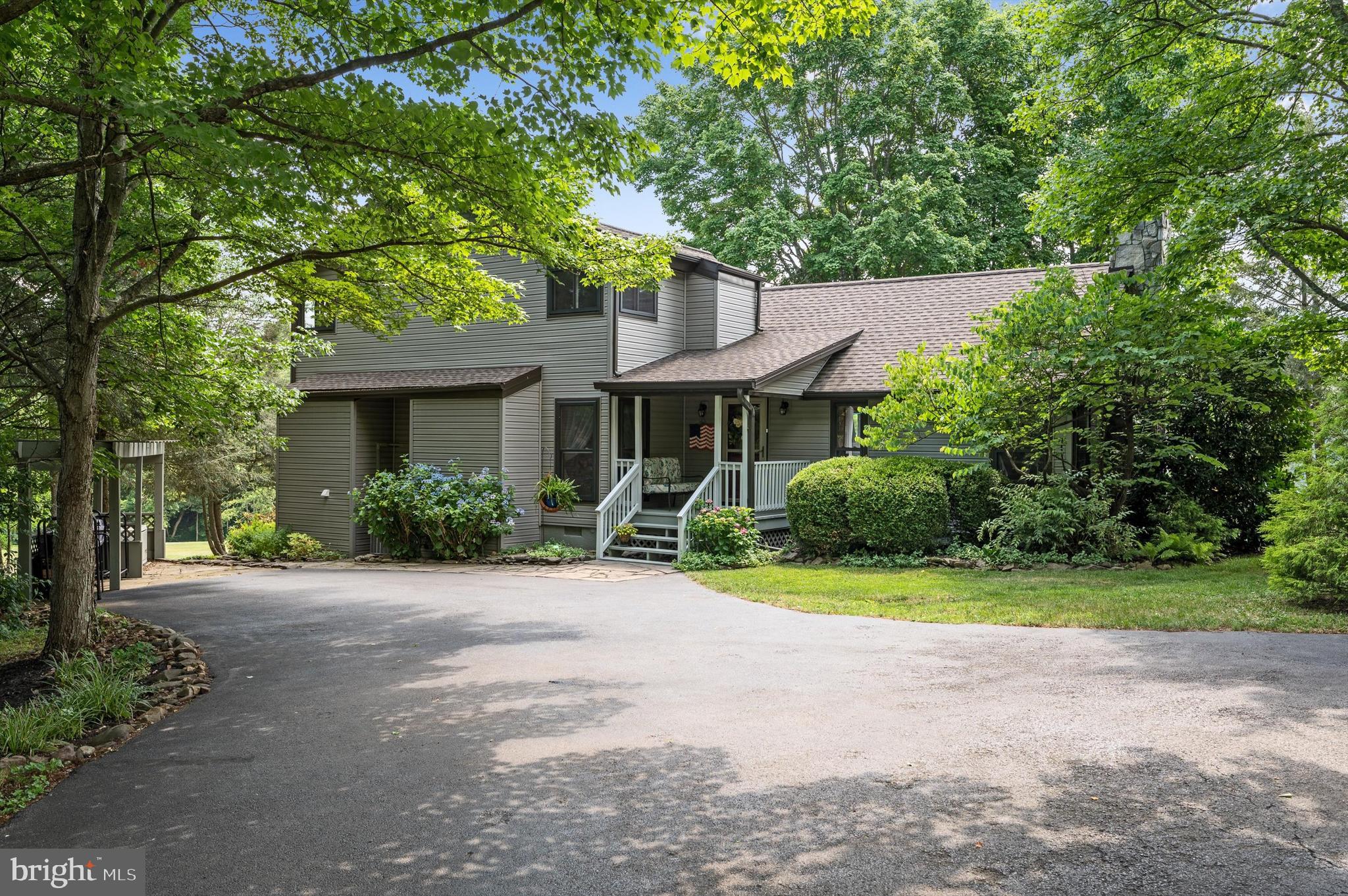 THE WOODS - Residential