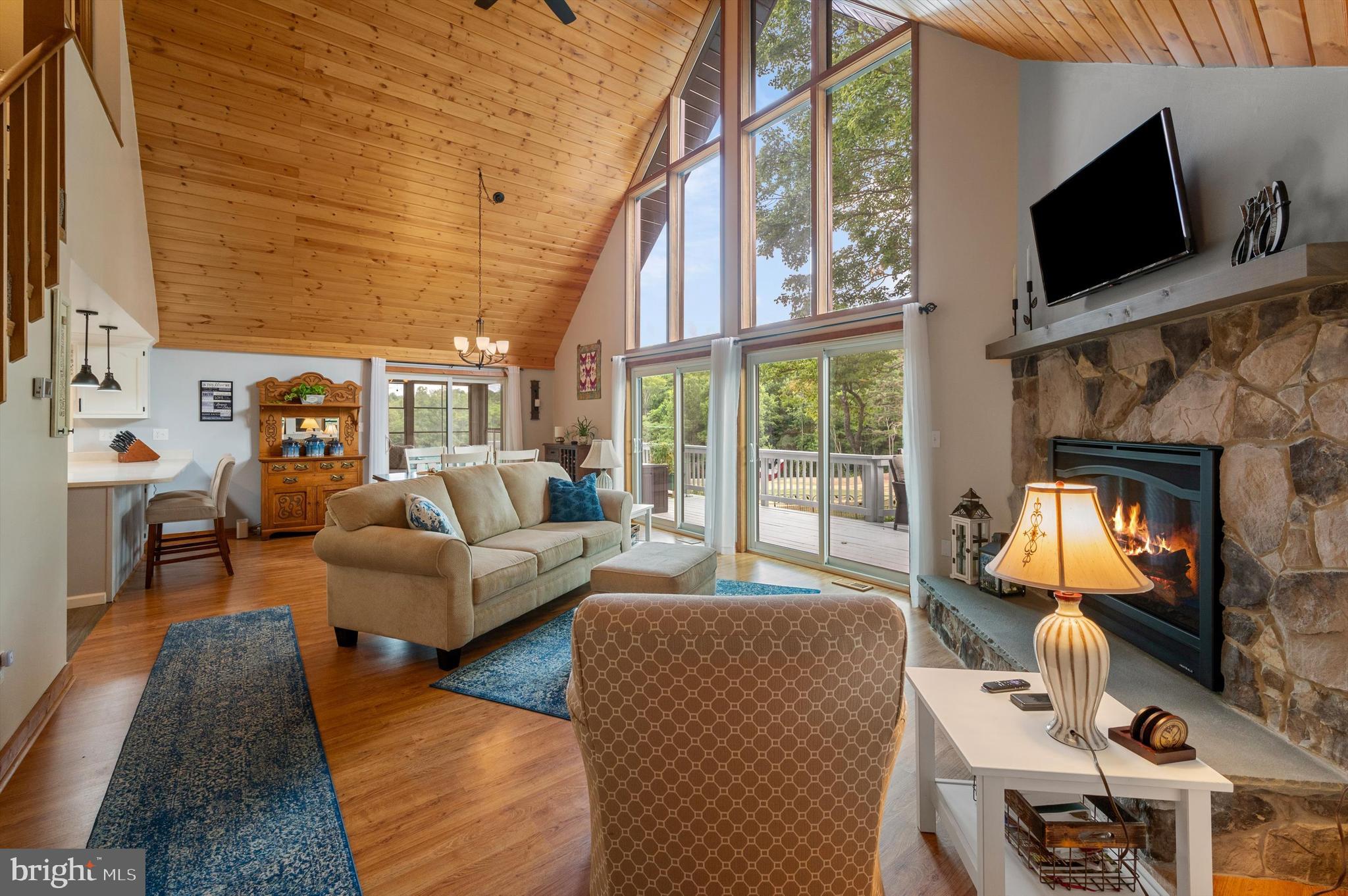 THE WOODS - Residential