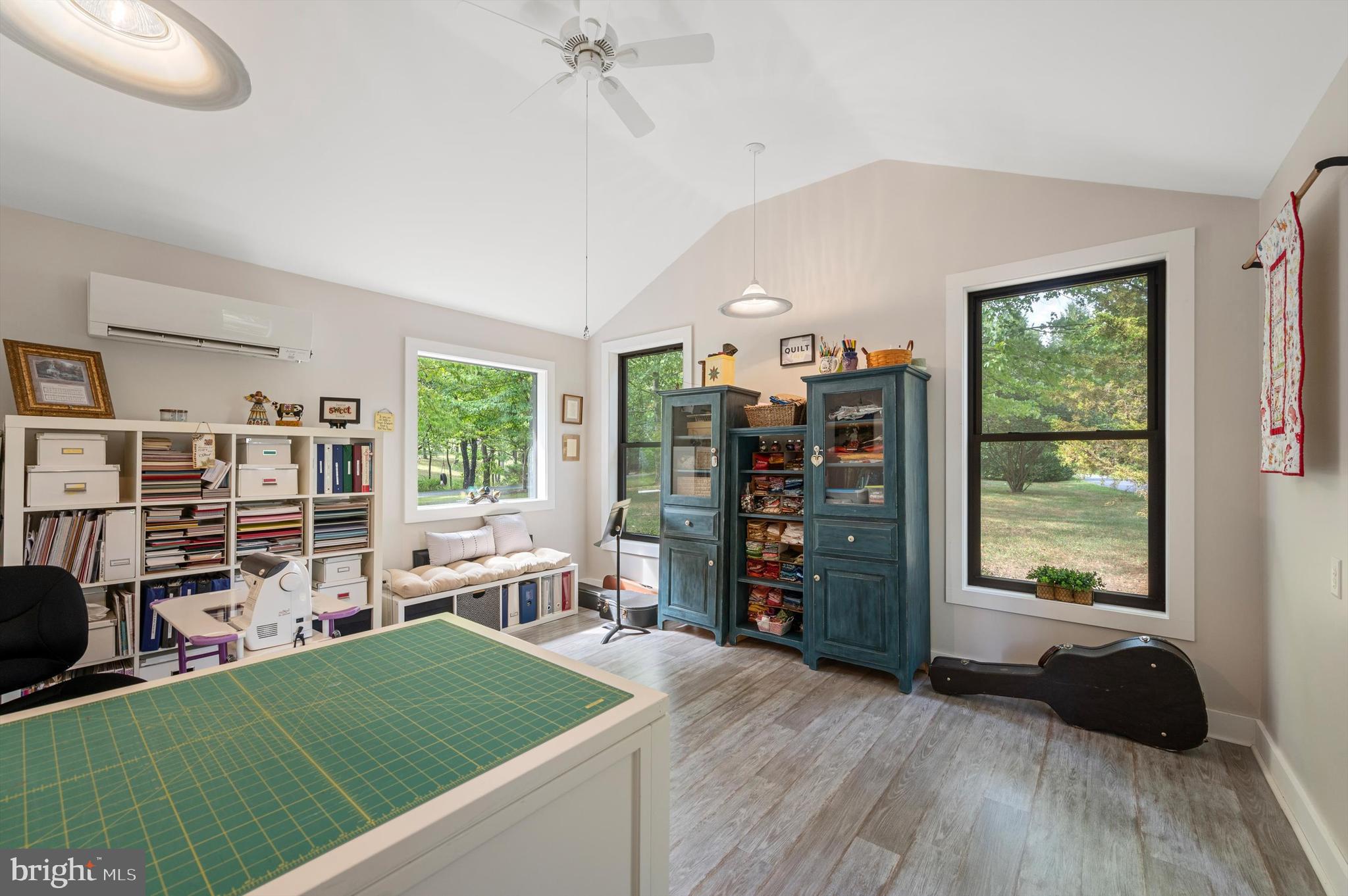 THE WOODS - Residential