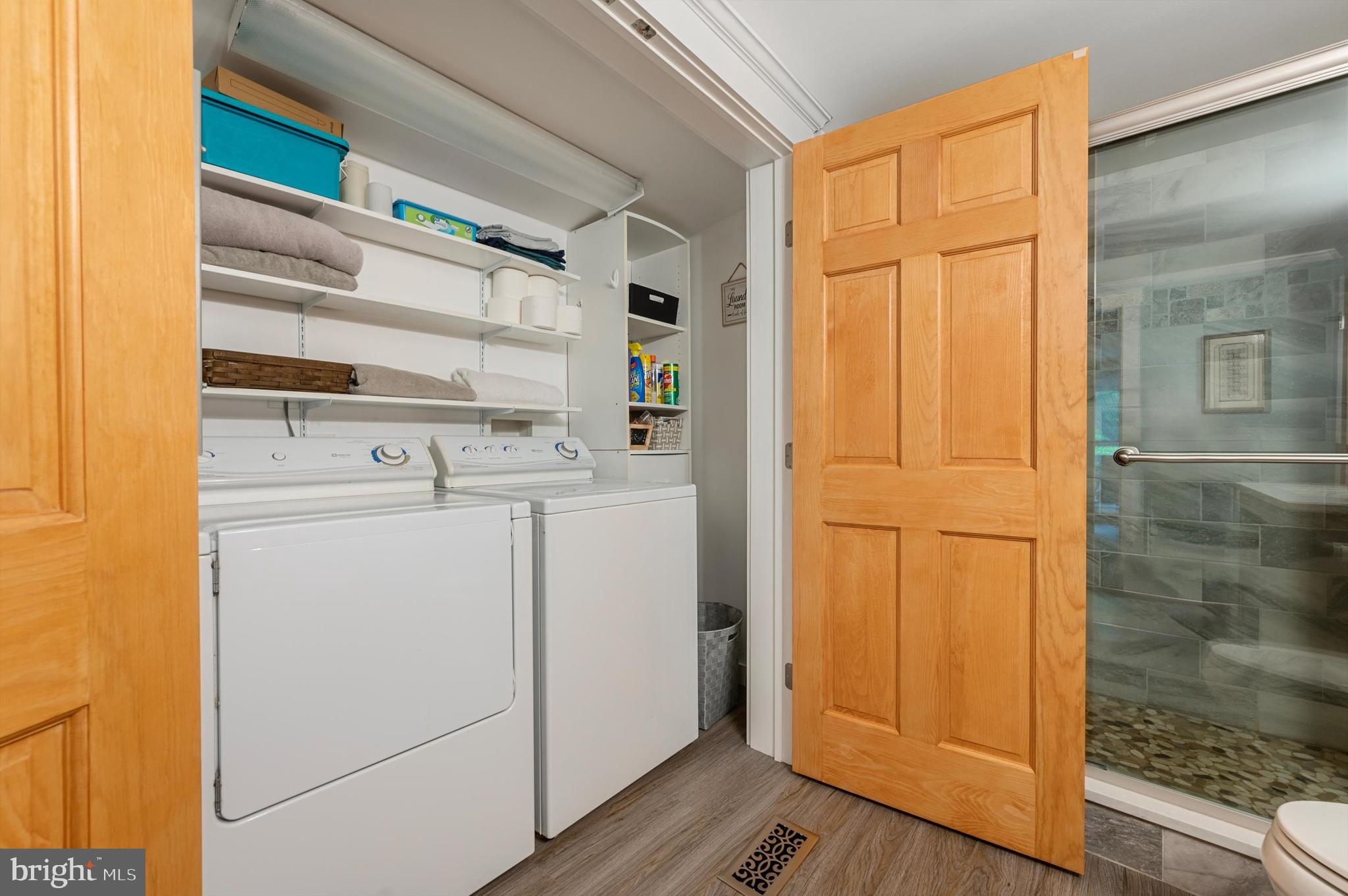 THE WOODS - Residential