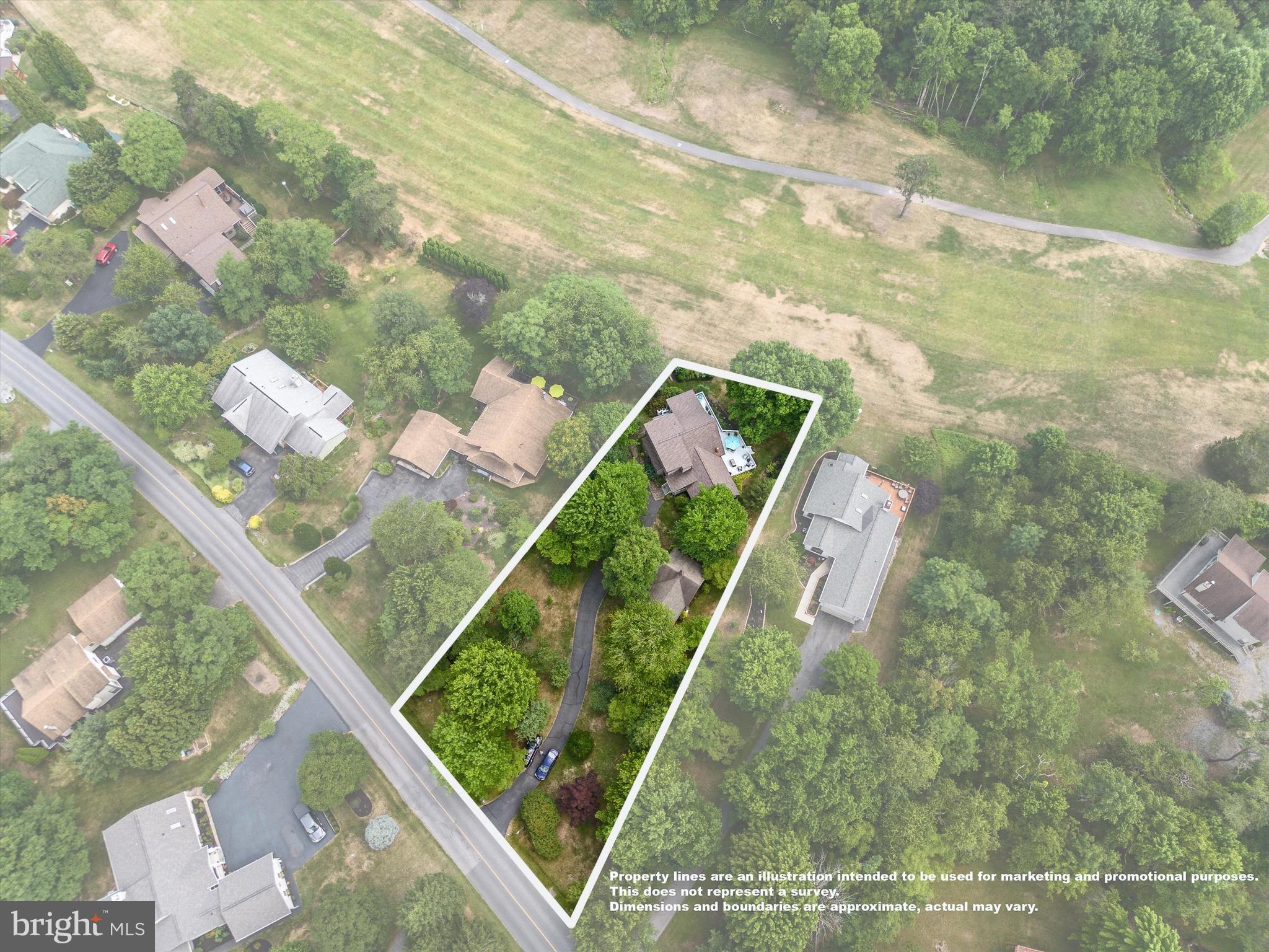 THE WOODS - Residential