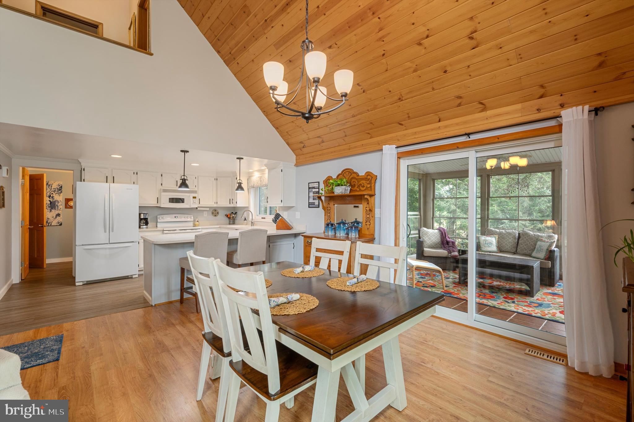 THE WOODS - Residential