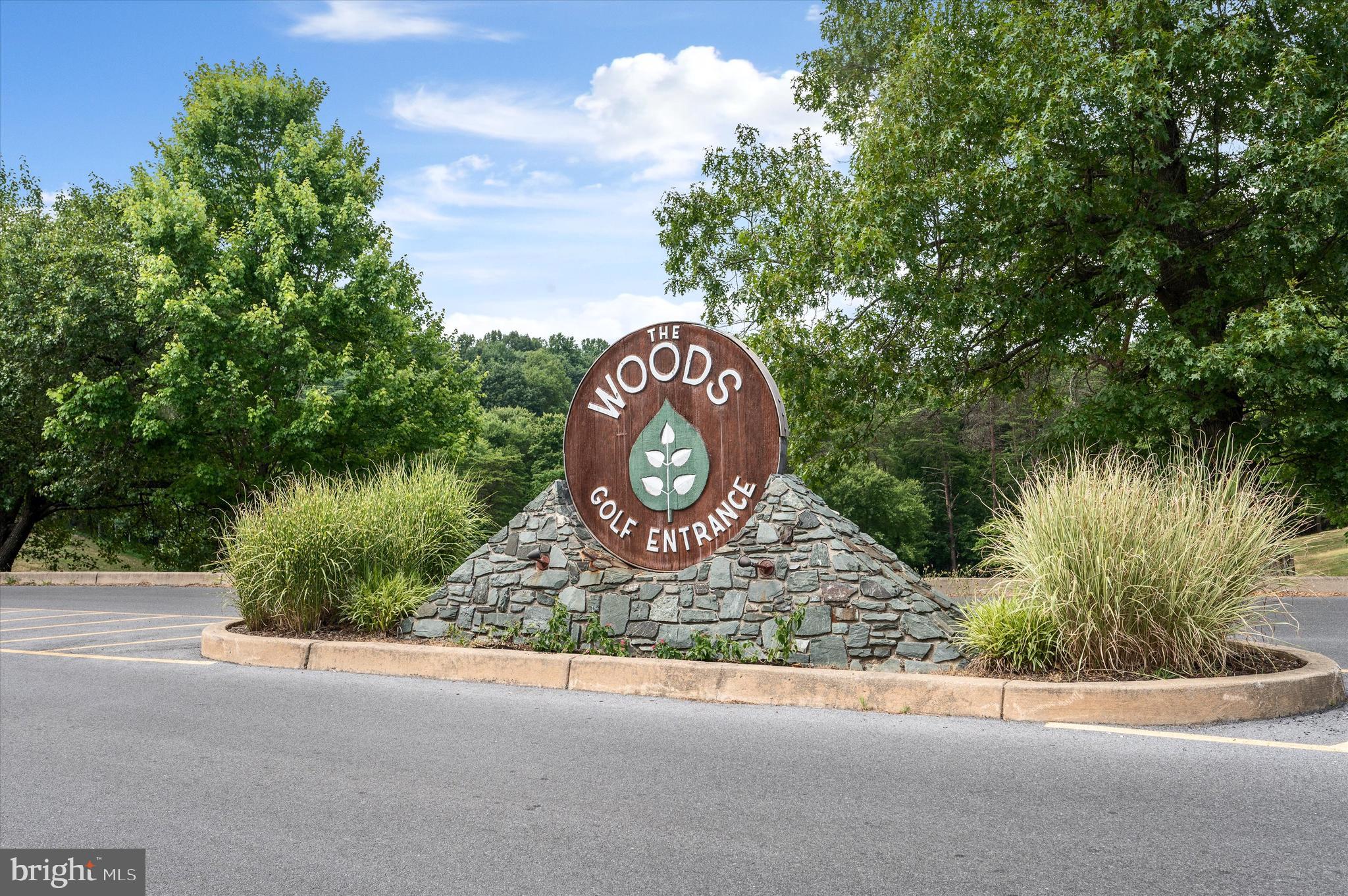 THE WOODS - Residential