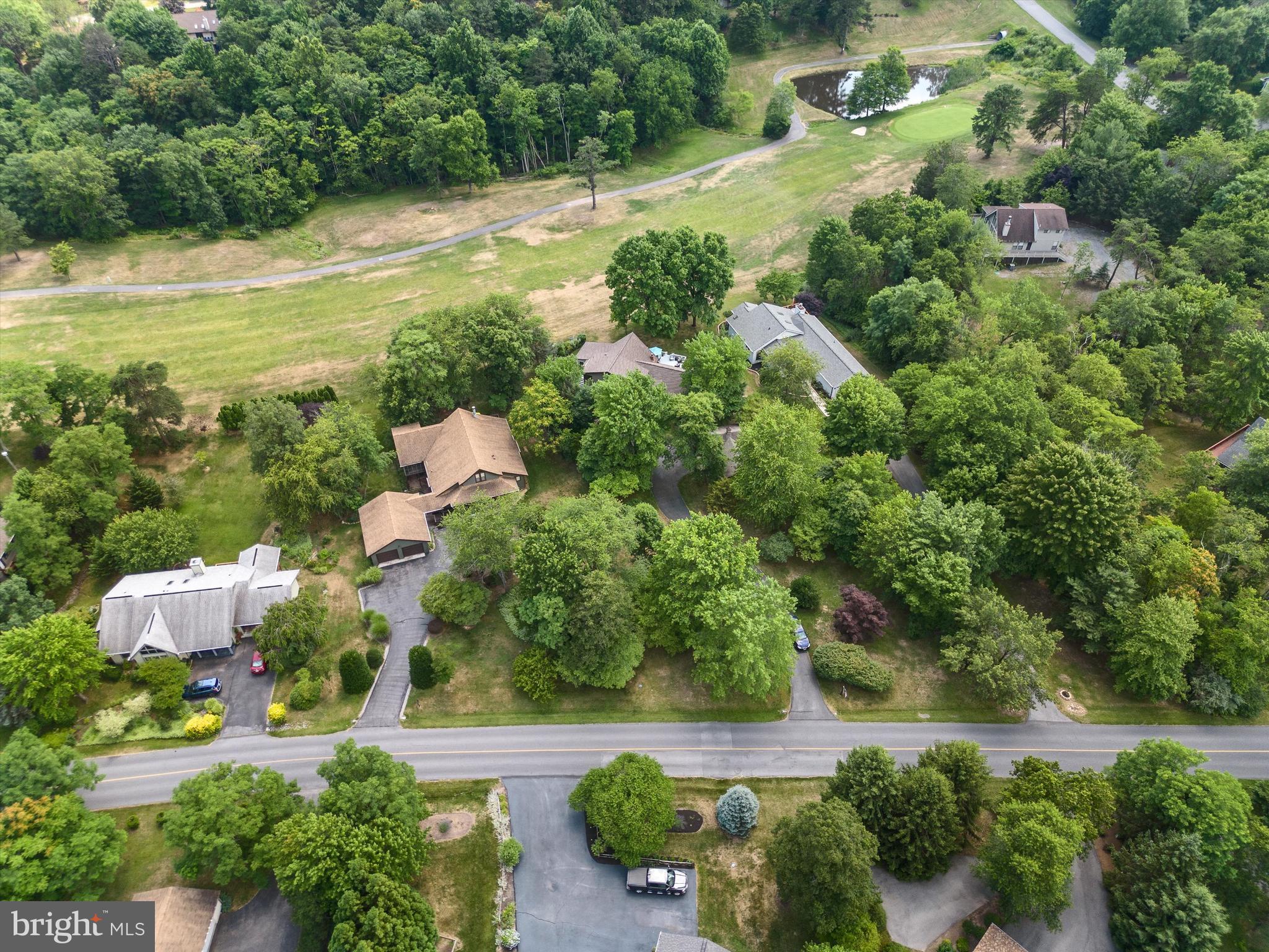 THE WOODS - Residential