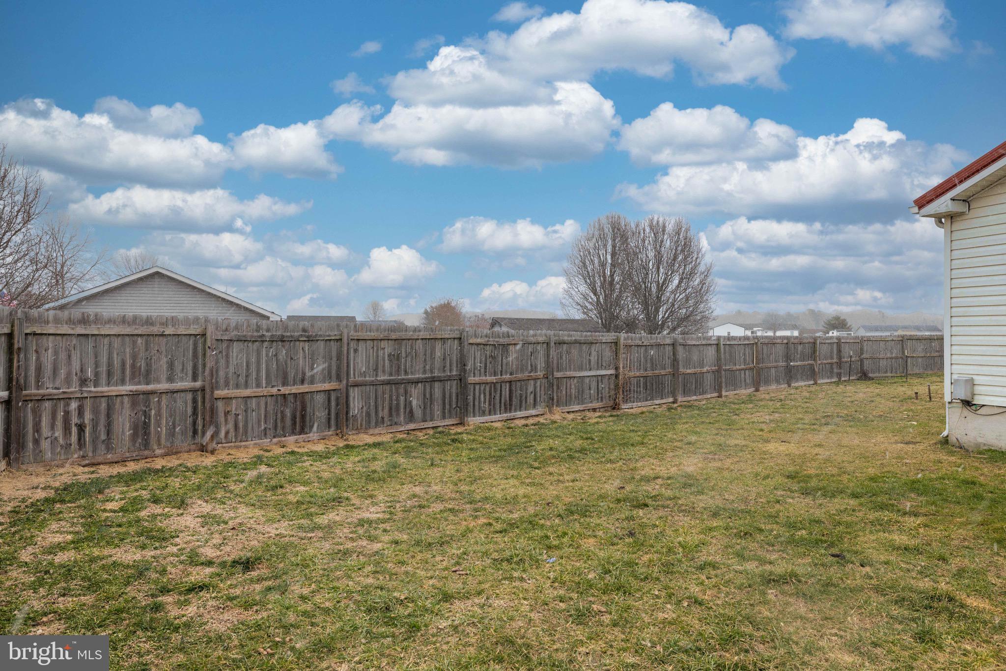 CHELESA VILLA - Residential