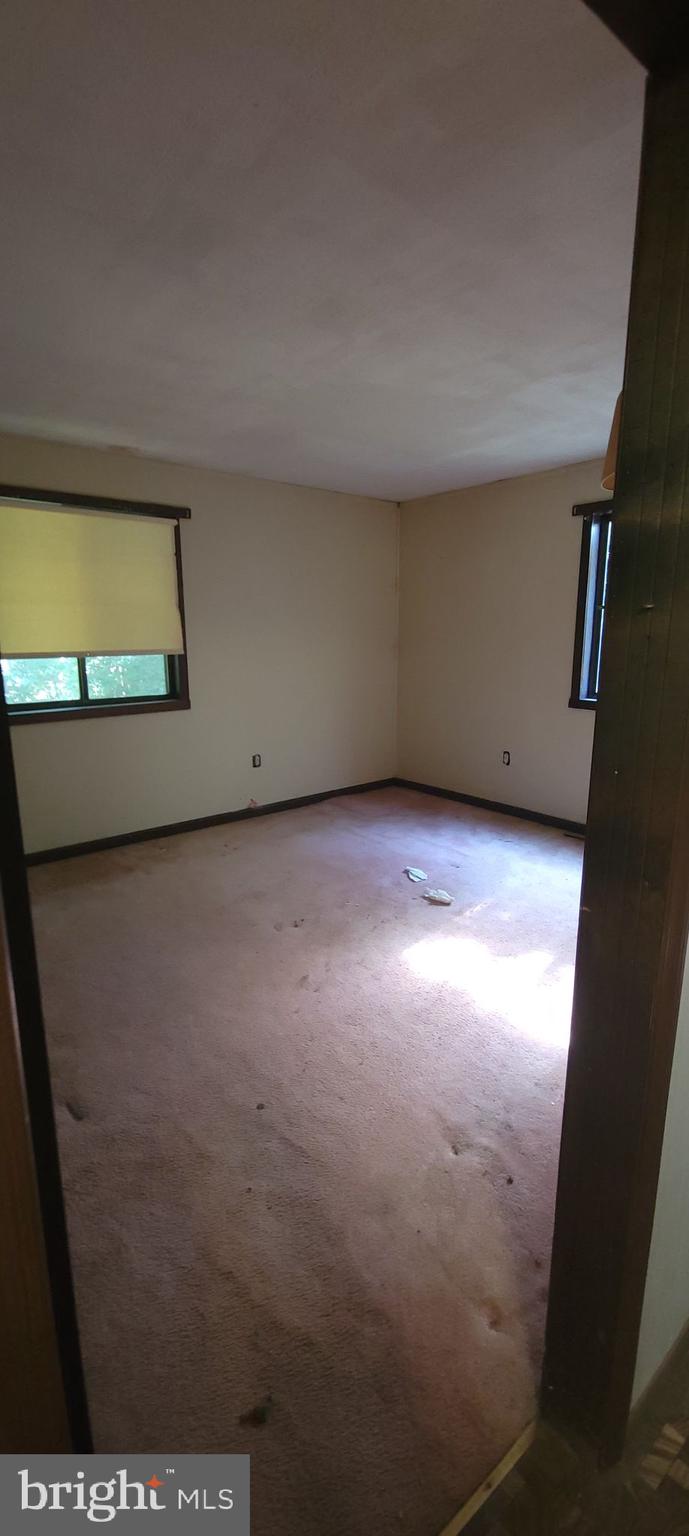 LIVINGSTON VILLAGE - Residential