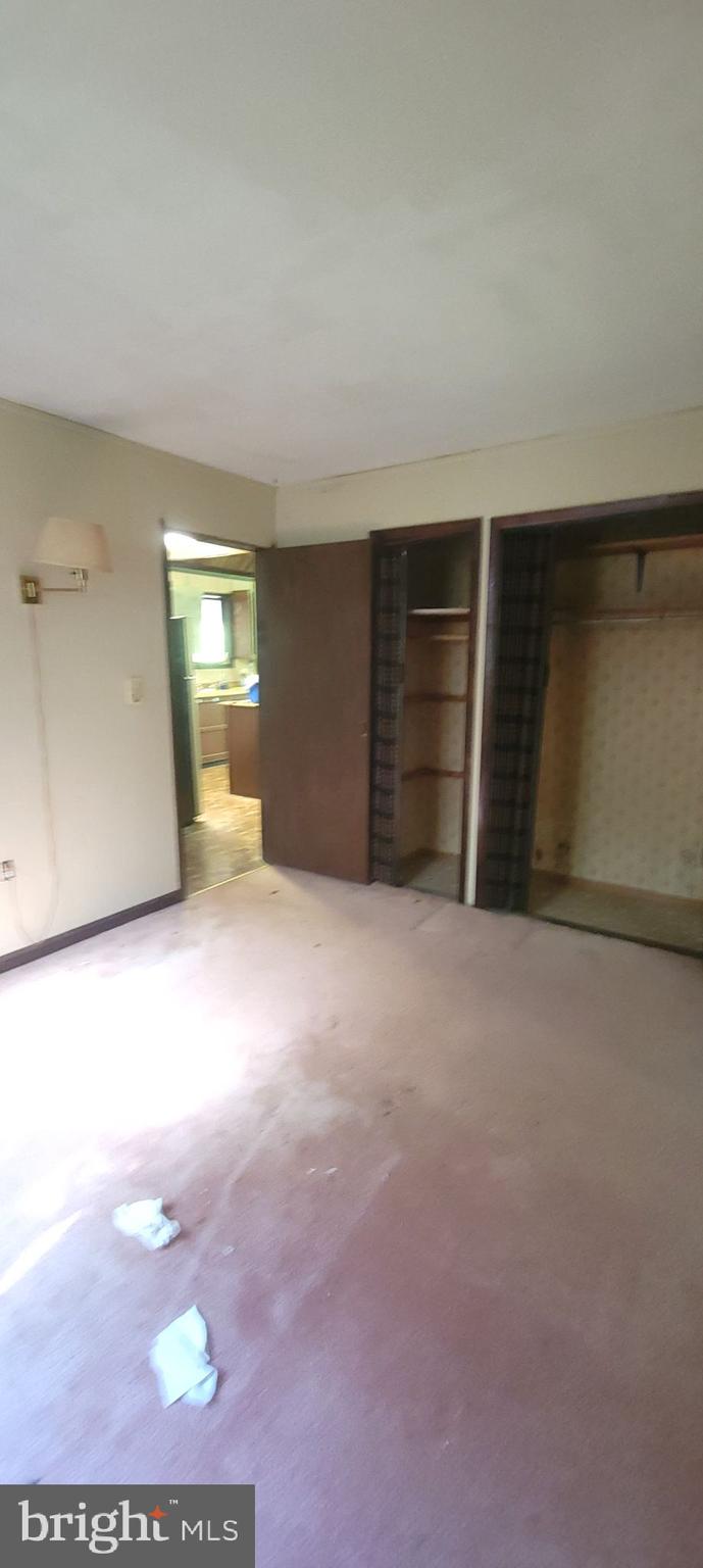 LIVINGSTON VILLAGE - Residential