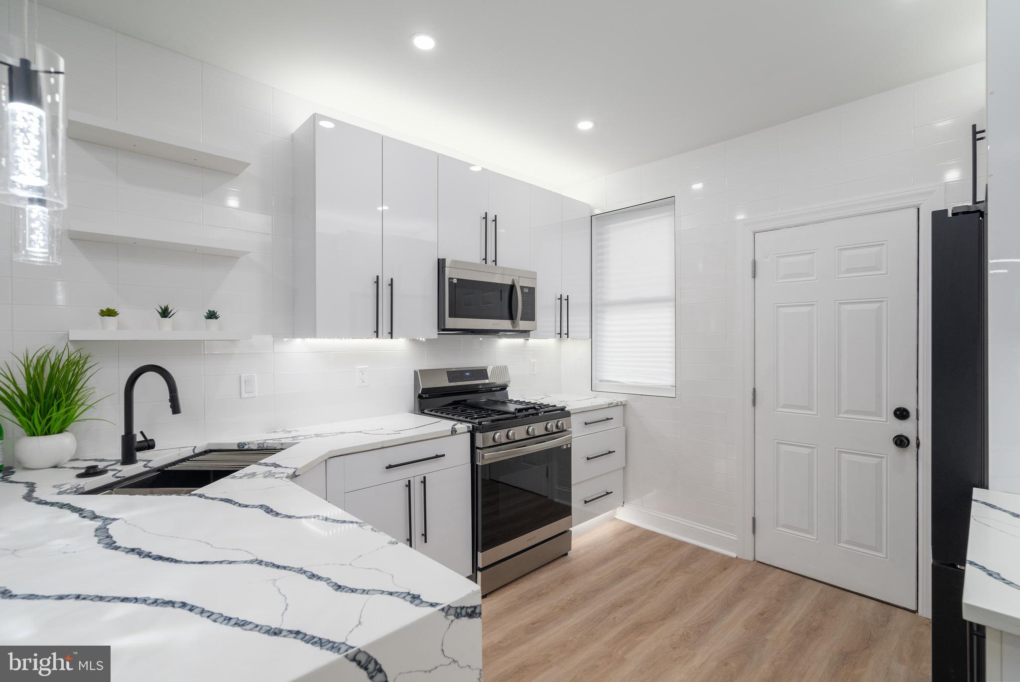 GRAYS FERRY - Residential