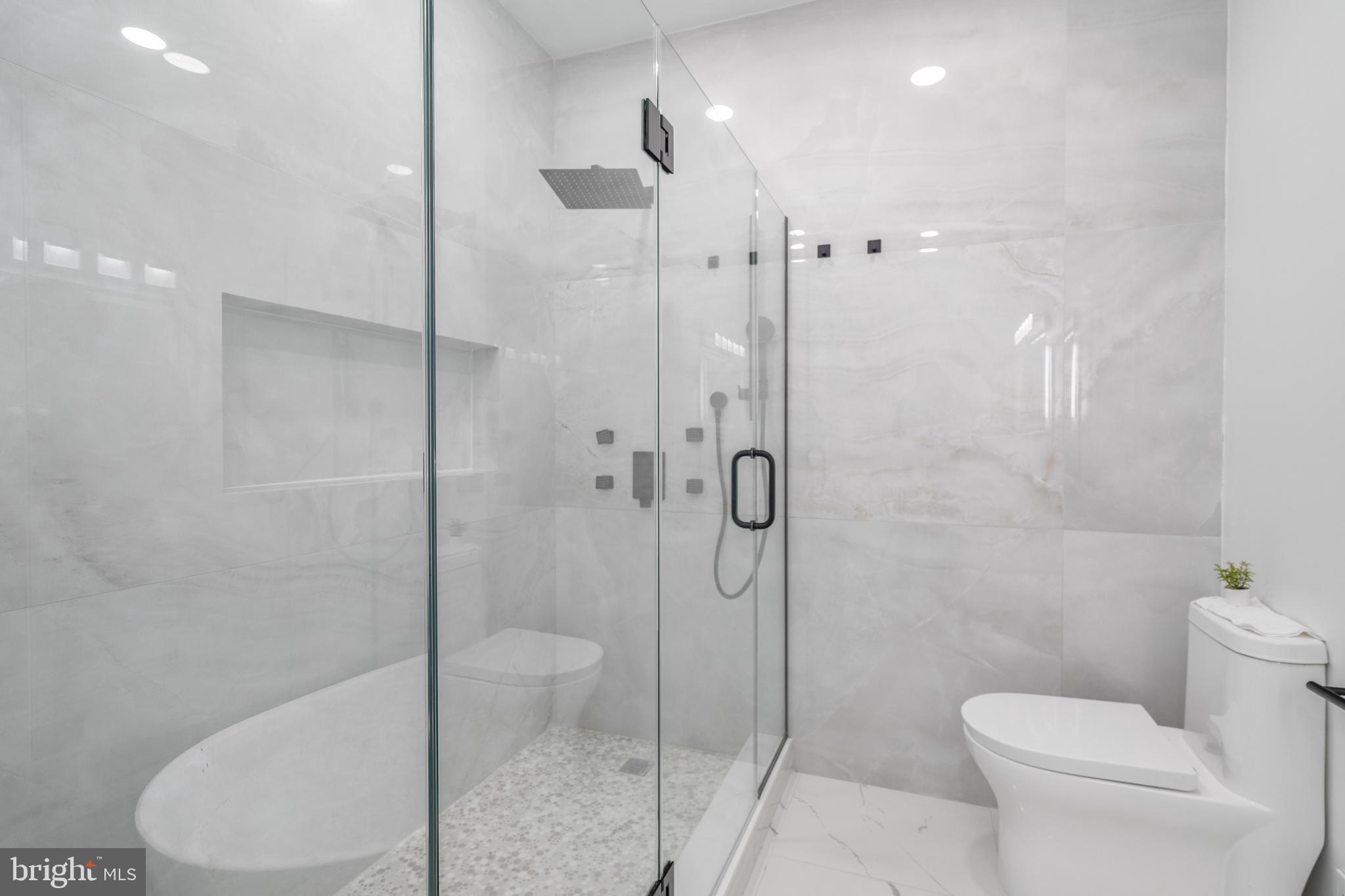 GRAYS FERRY - Residential