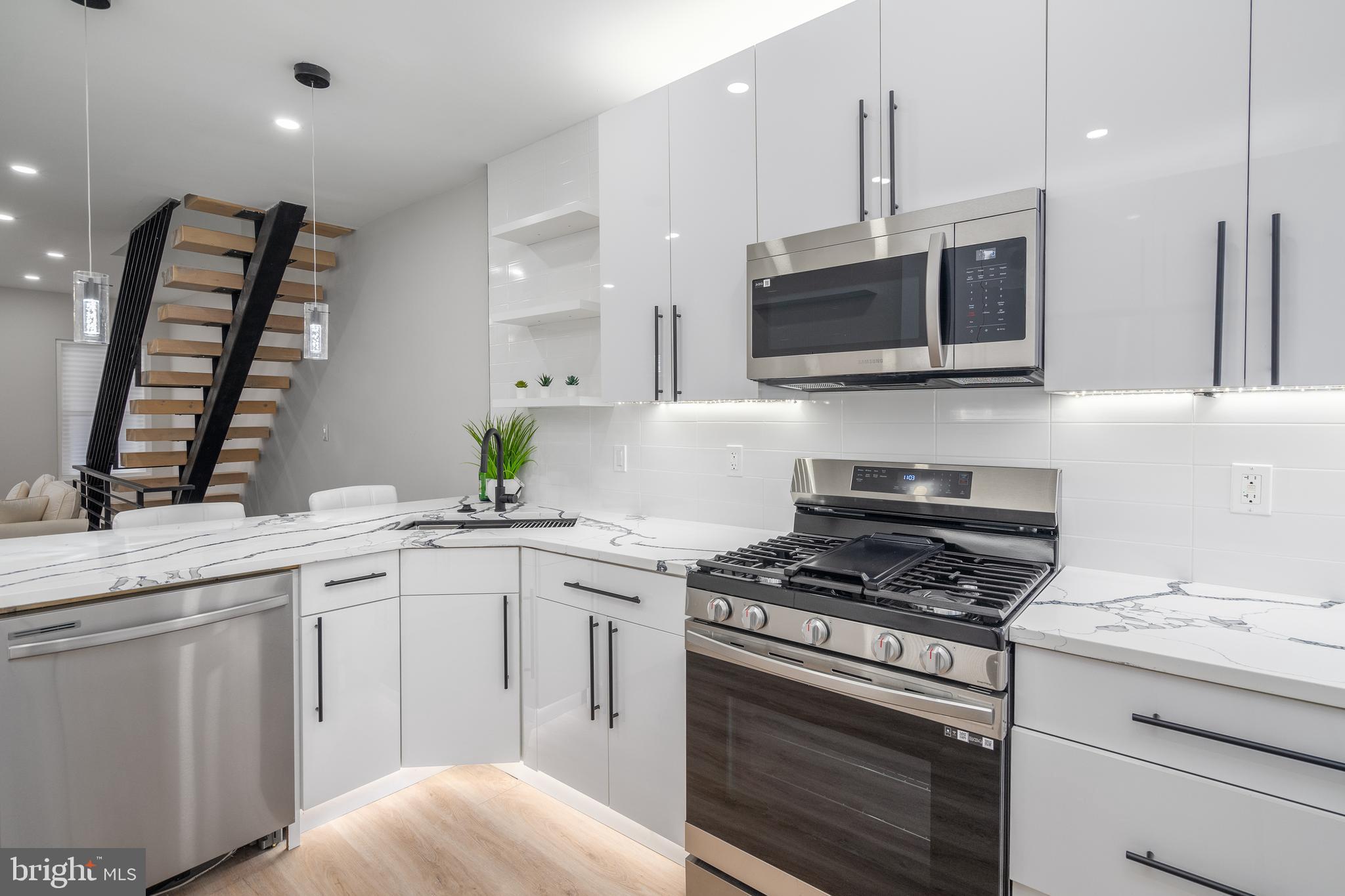 GRAYS FERRY - Residential