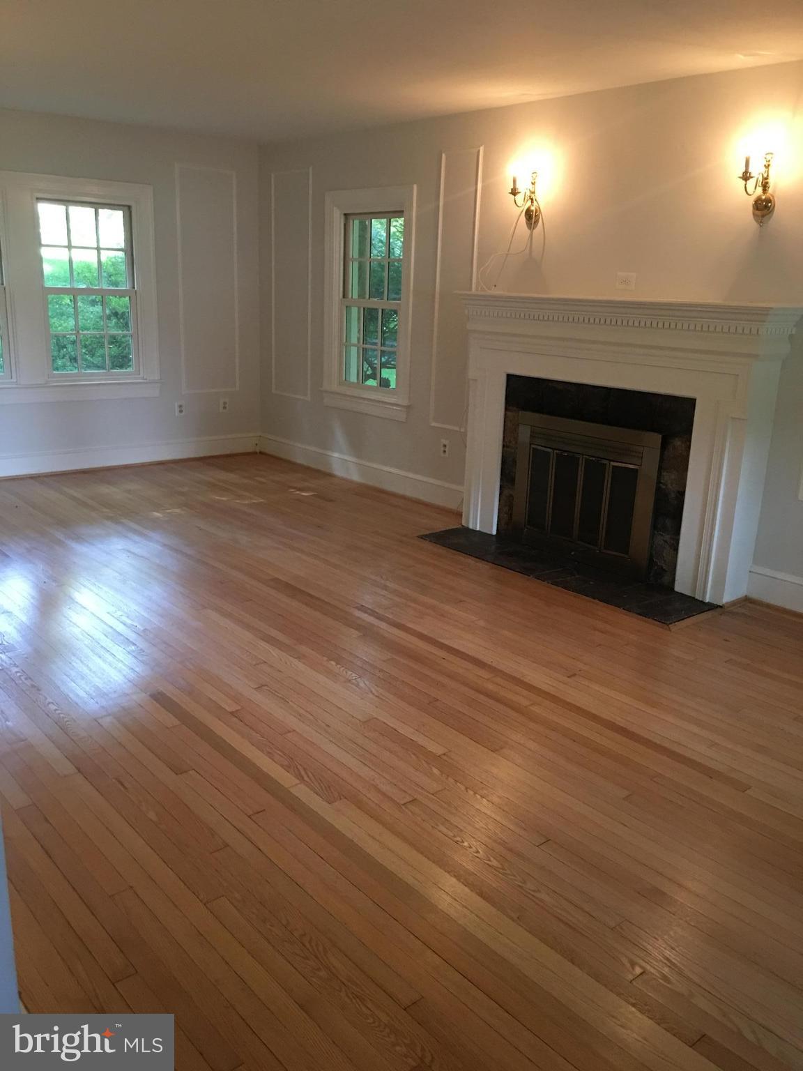 ARLINGWOOD - Residential Lease