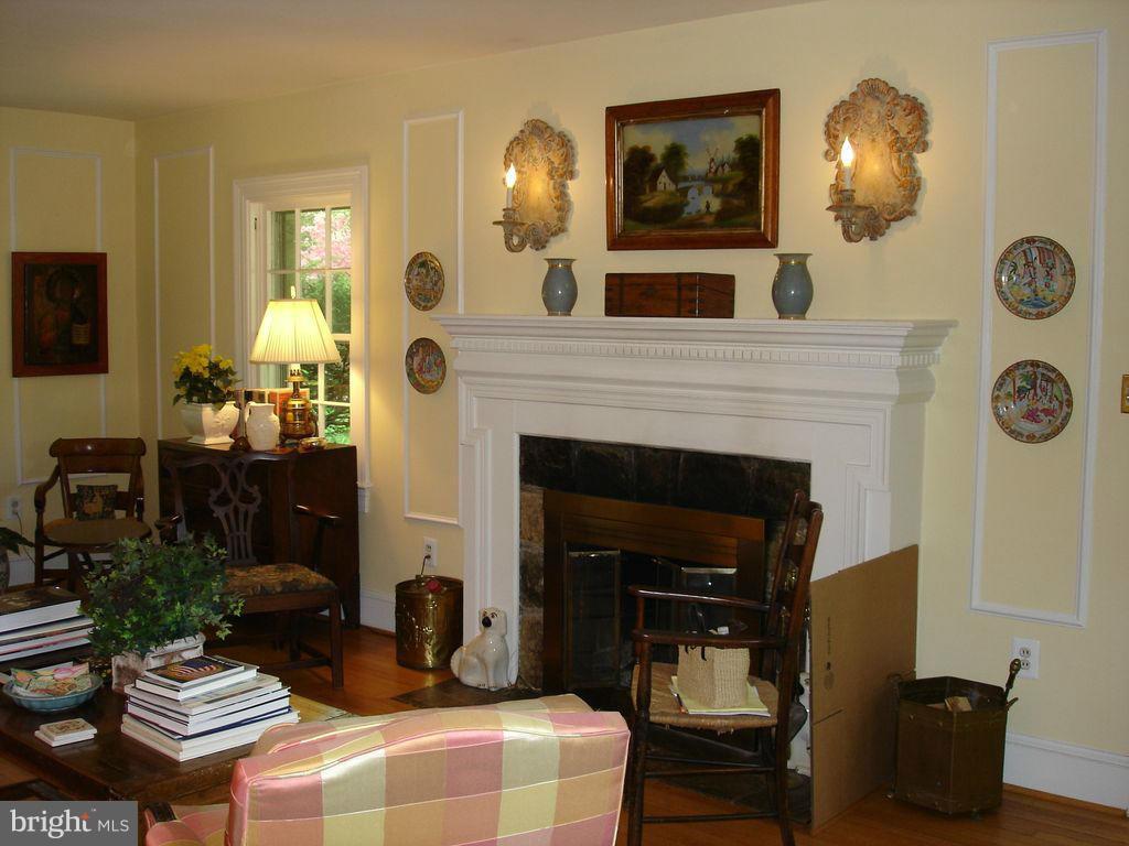 ARLINGWOOD - Residential Lease