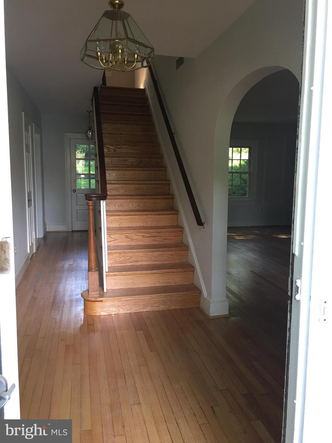 ARLINGWOOD - Residential Lease