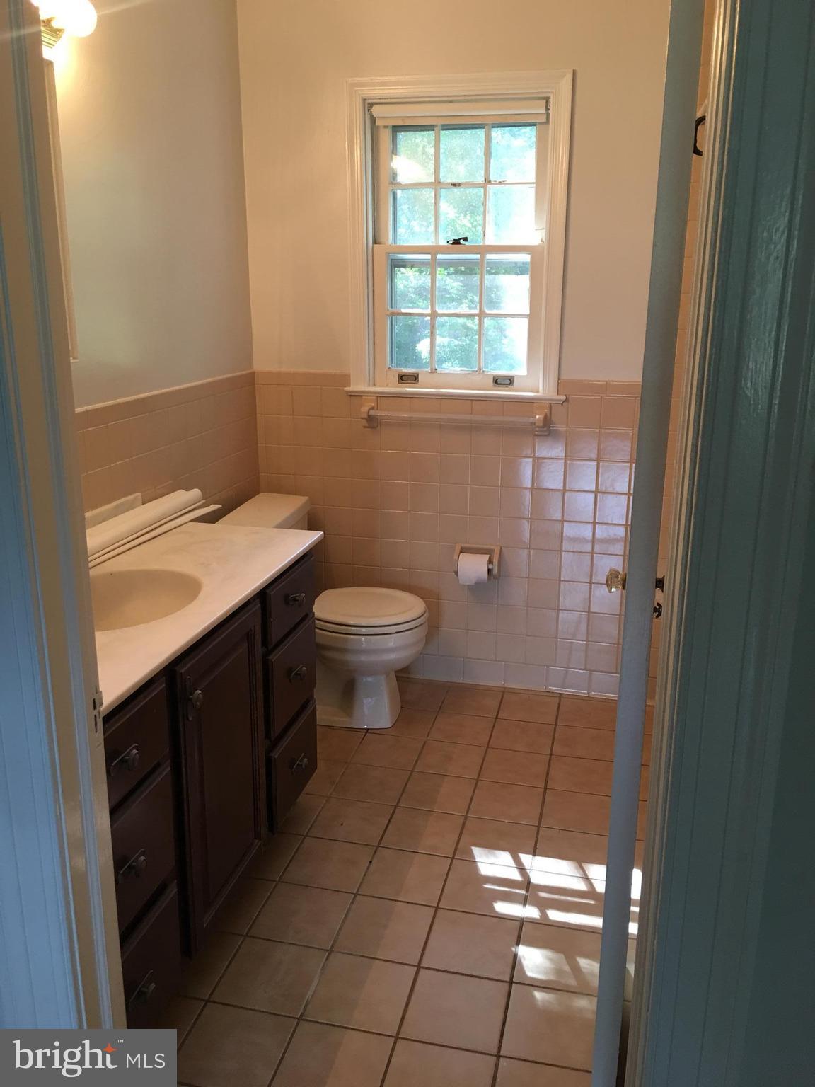 ARLINGWOOD - Residential Lease