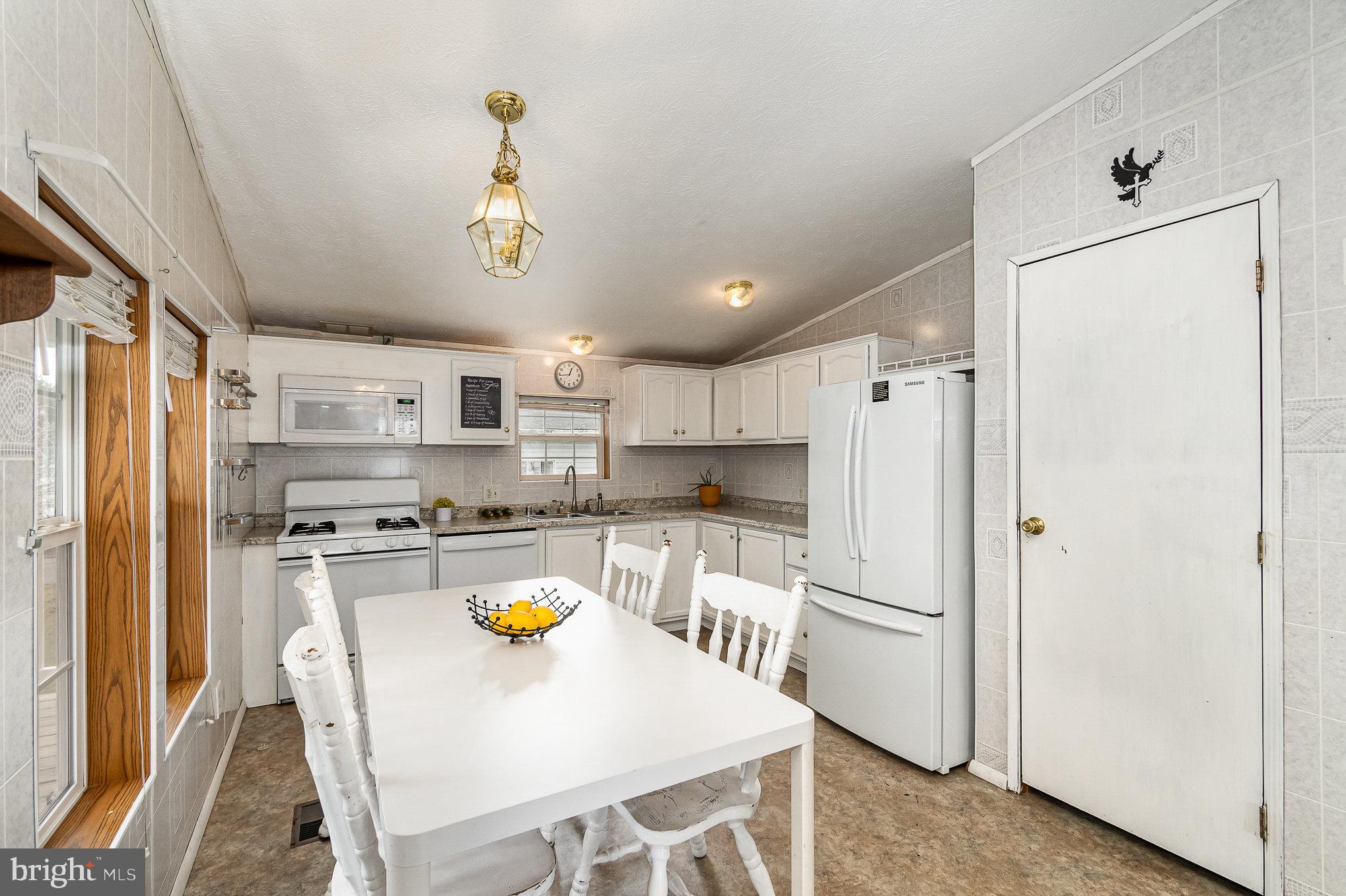 HARFORD MOBILE VILLAGE - Residential