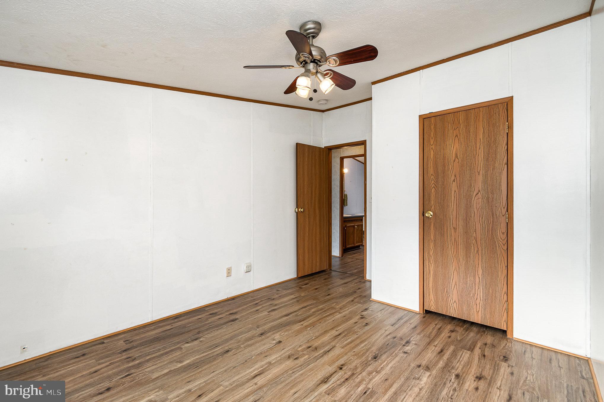 HARFORD MOBILE VILLAGE - Residential