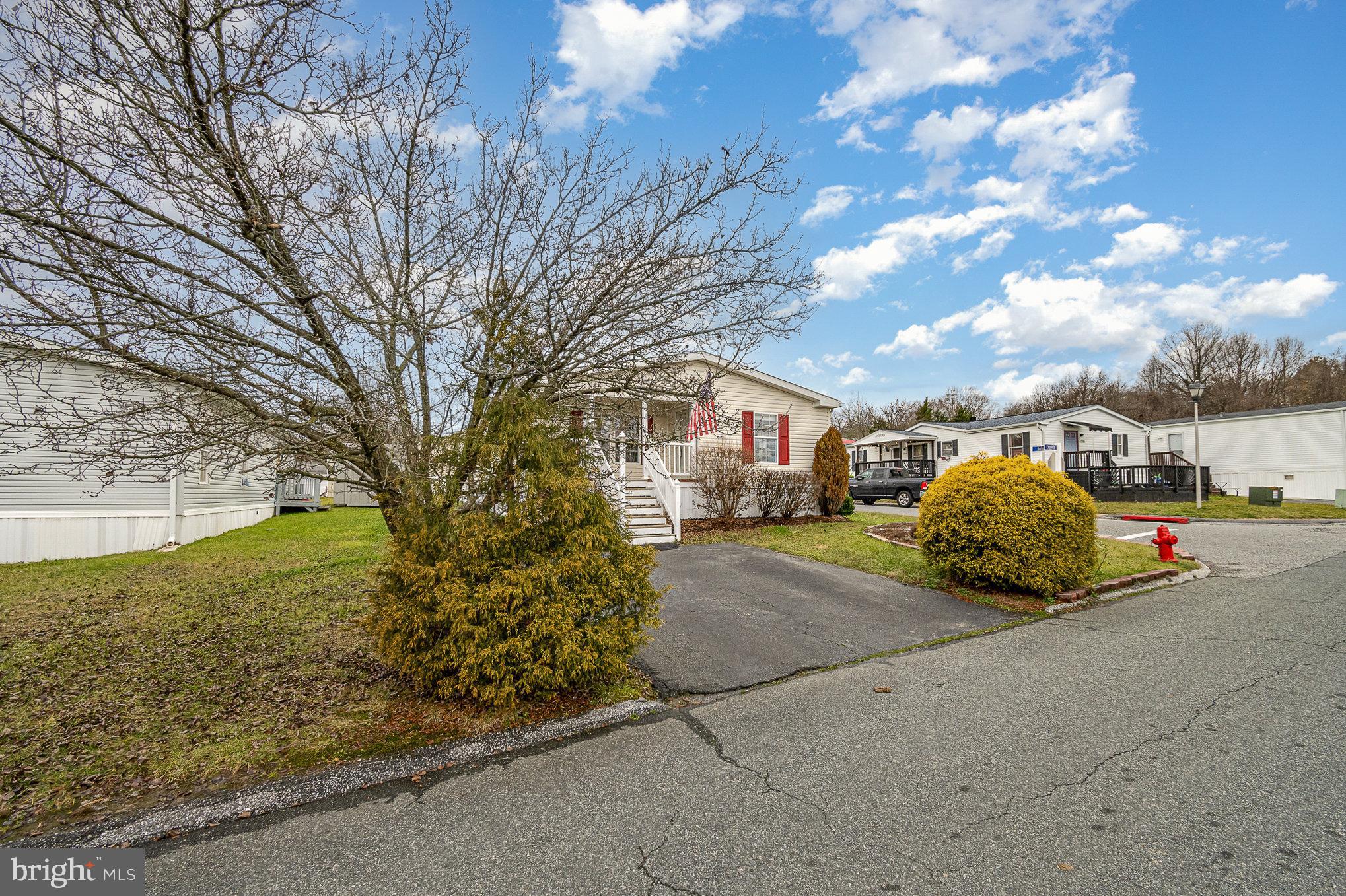 HARFORD MOBILE VILLAGE - Residential