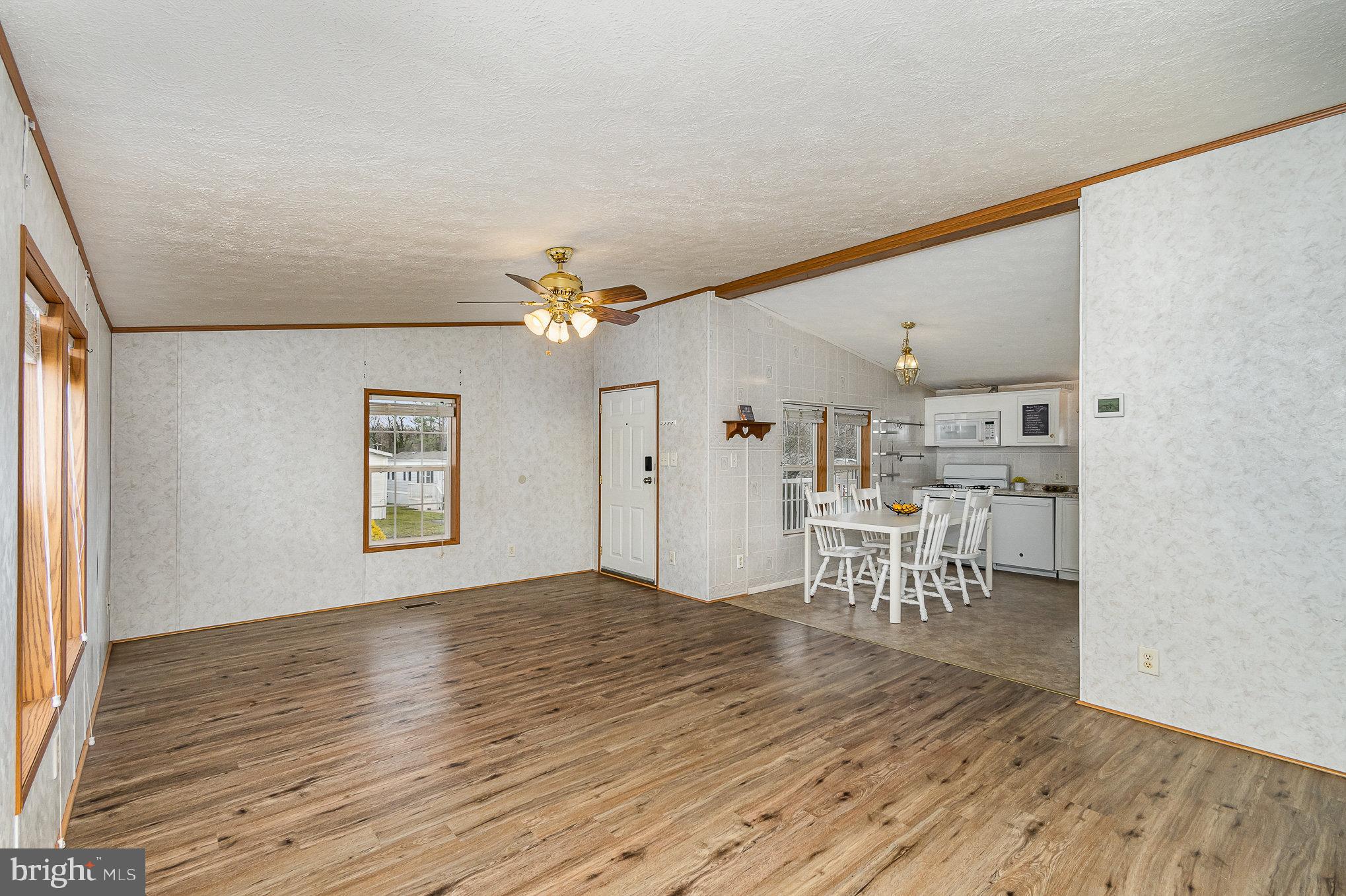 HARFORD MOBILE VILLAGE - Residential