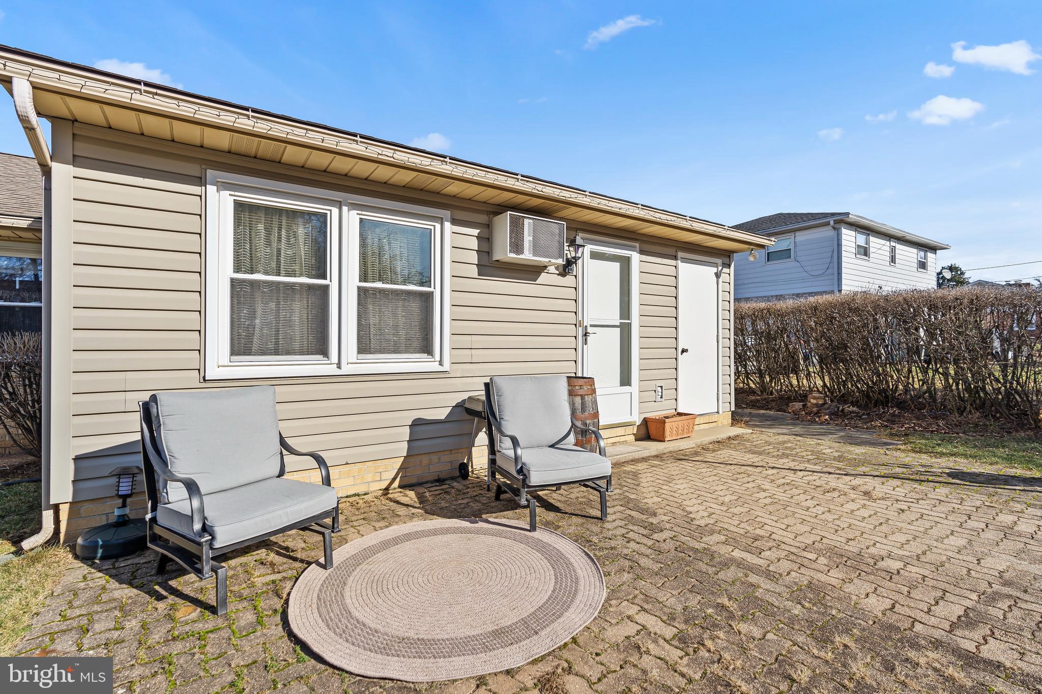 NORTH GUILFORD HILLS - Residential