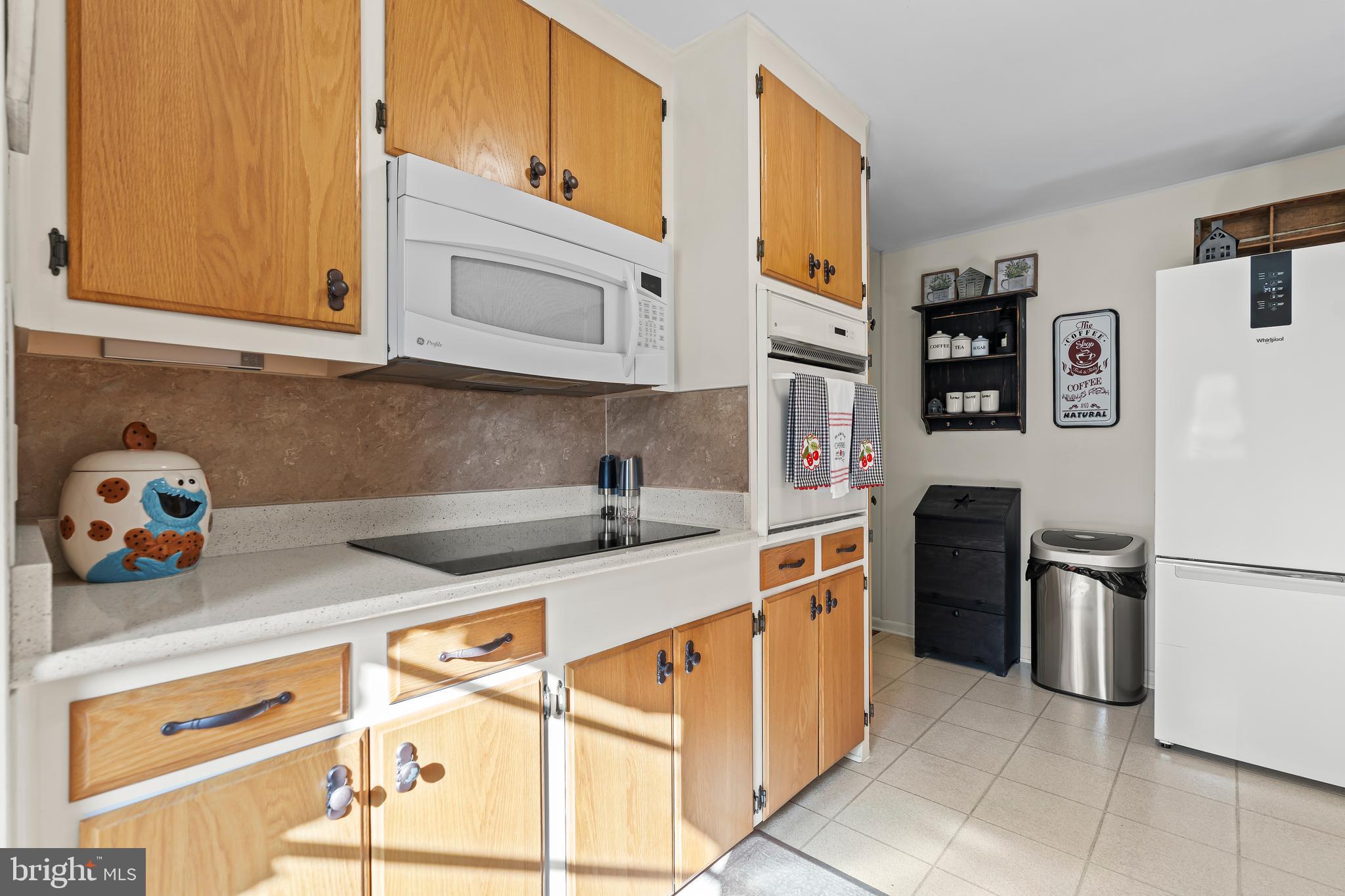 NORTH GUILFORD HILLS - Residential