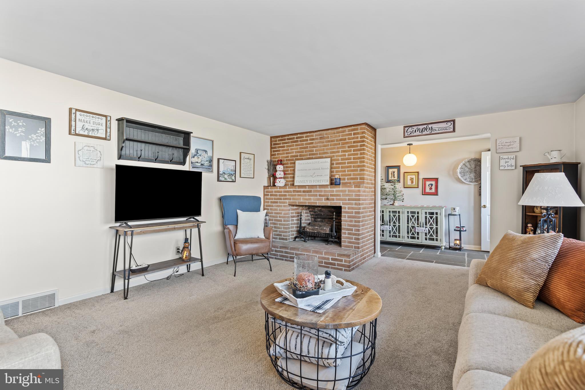 NORTH GUILFORD HILLS - Residential