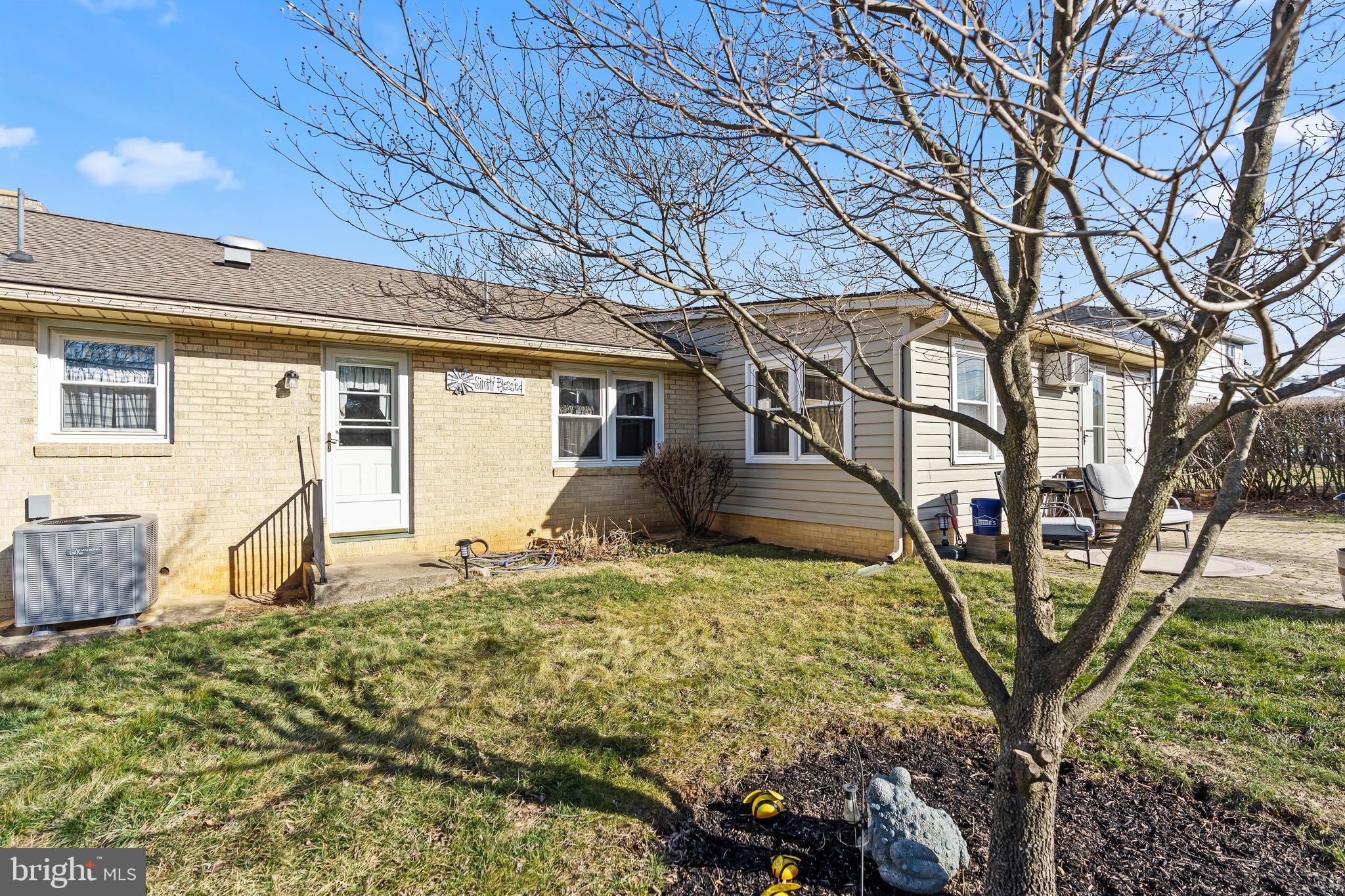 NORTH GUILFORD HILLS - Residential