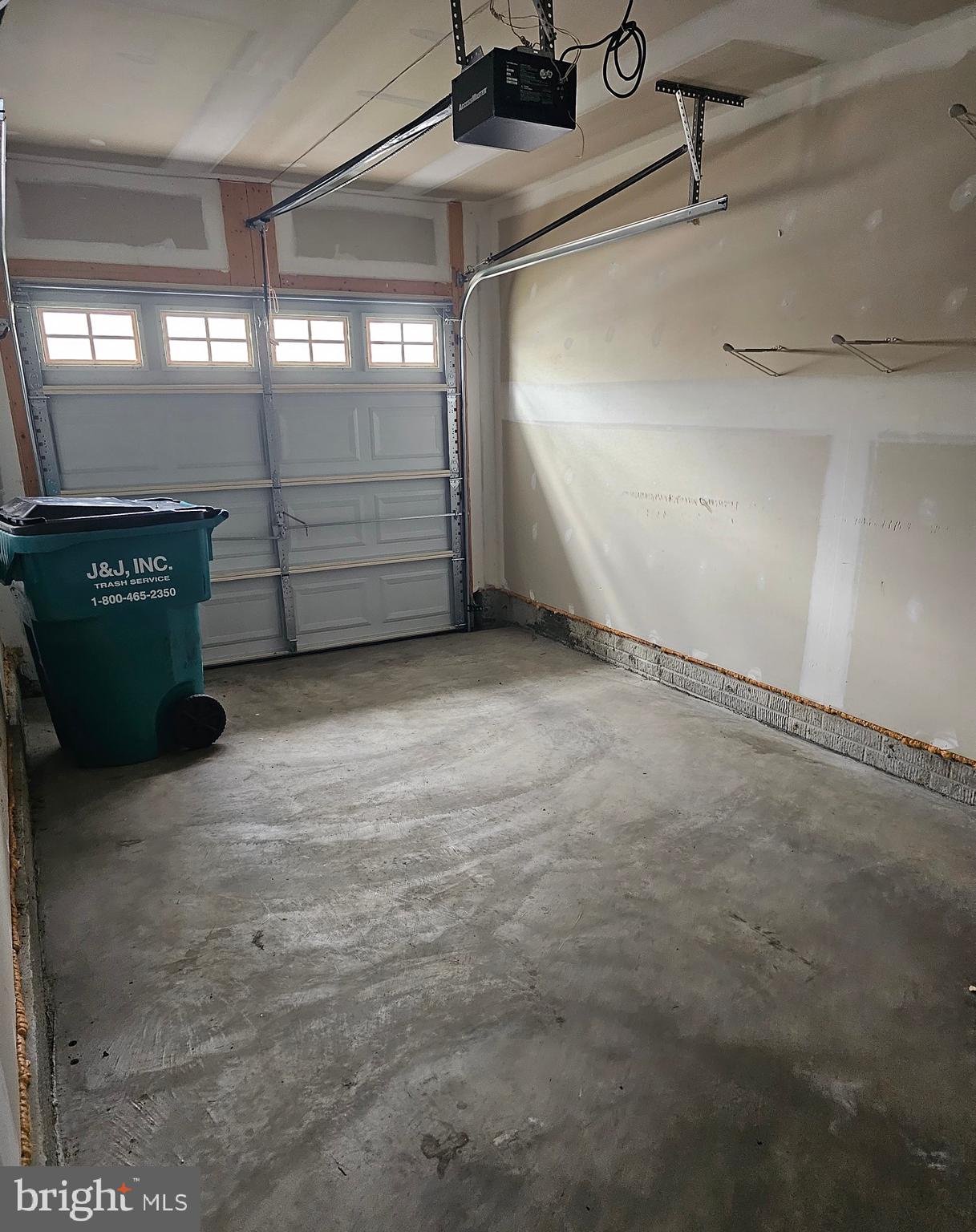 MANORS AT BALLENGER CREEK - Residential