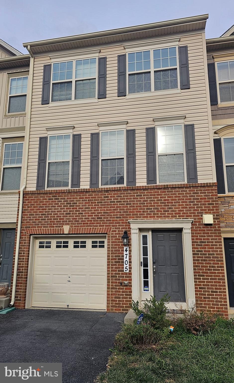 MANORS AT BALLENGER CREEK - Residential