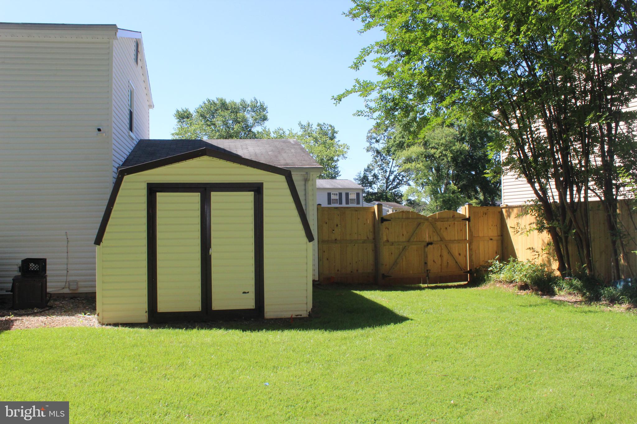 DALE CITY - Residential Lease