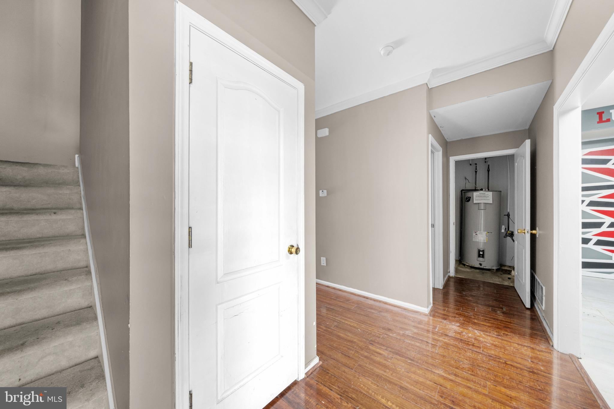 231 CAMERTON LANE